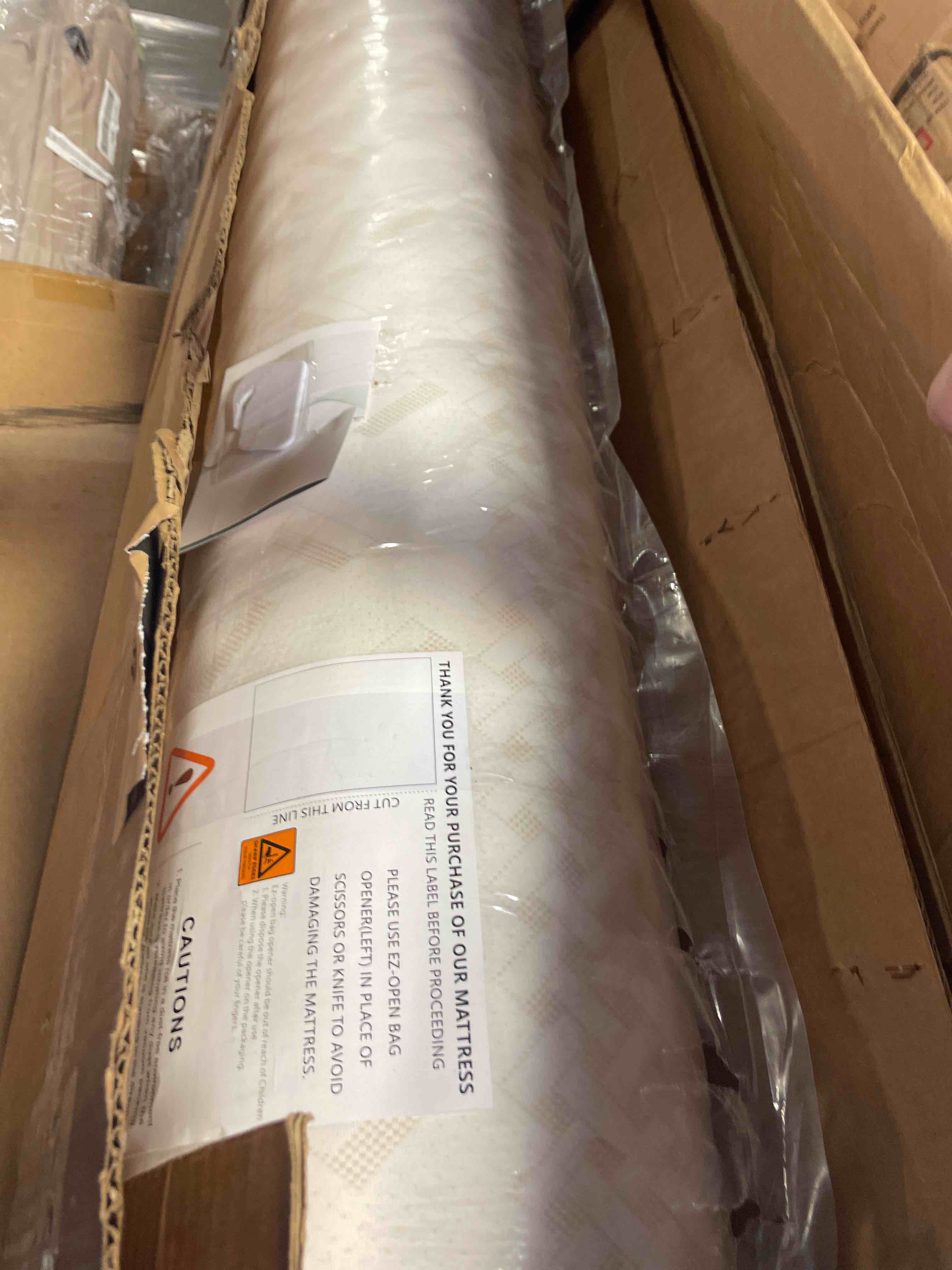 Condition photo showing New/Like New for queen size mattress, 12 inch hybrid mattress firm– memory foam with pocket springs for back support, cooling gel, motion isolation, certipur-us certified, mattress in a box
