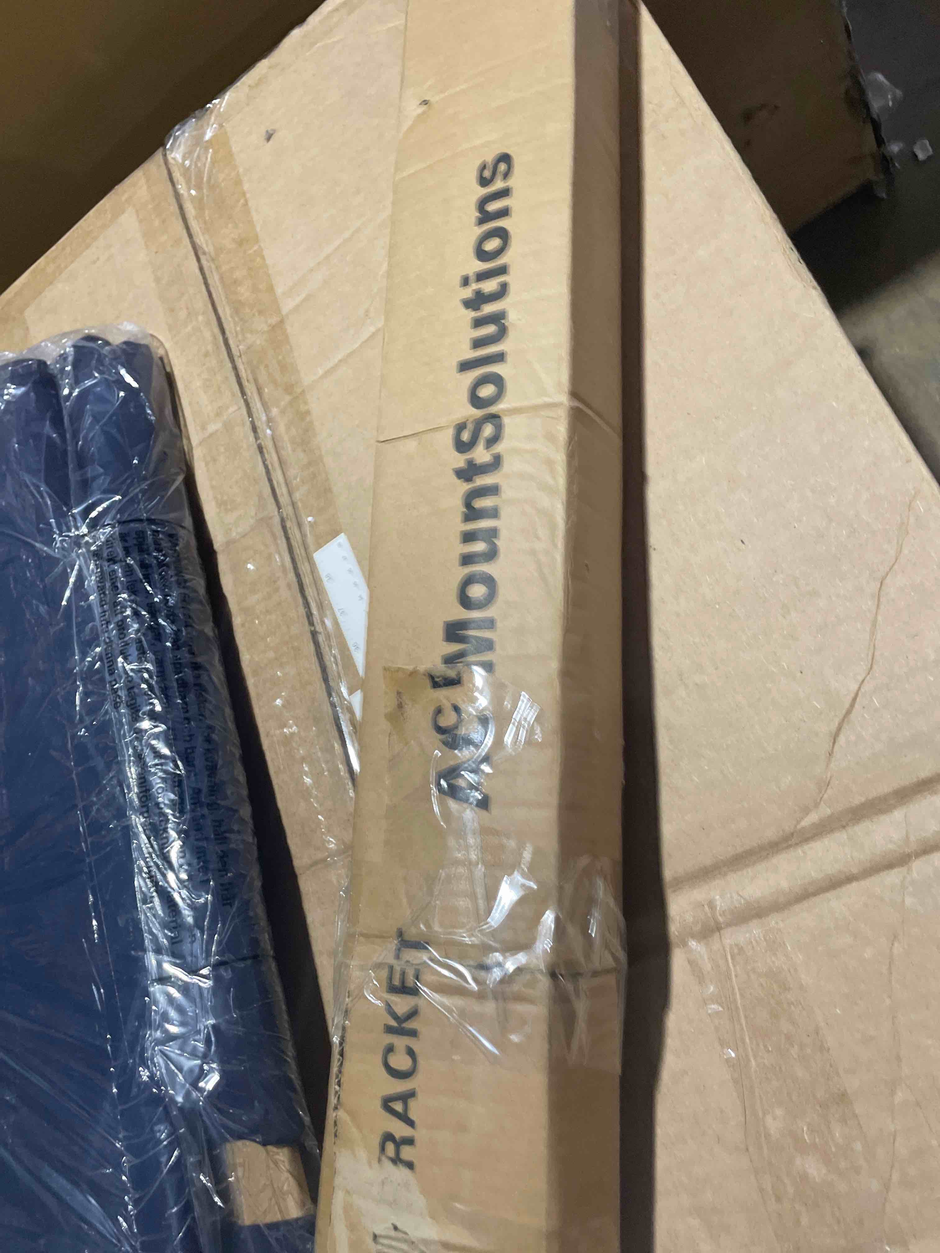 Condition photo showing Good Condition for heavy-duty outdoor mini split wall mount bracket 9000 - 36000 btu | weatherproof mini split mounting bracket | includes drill bit & anti-vibration pads | max 550lb capacity
