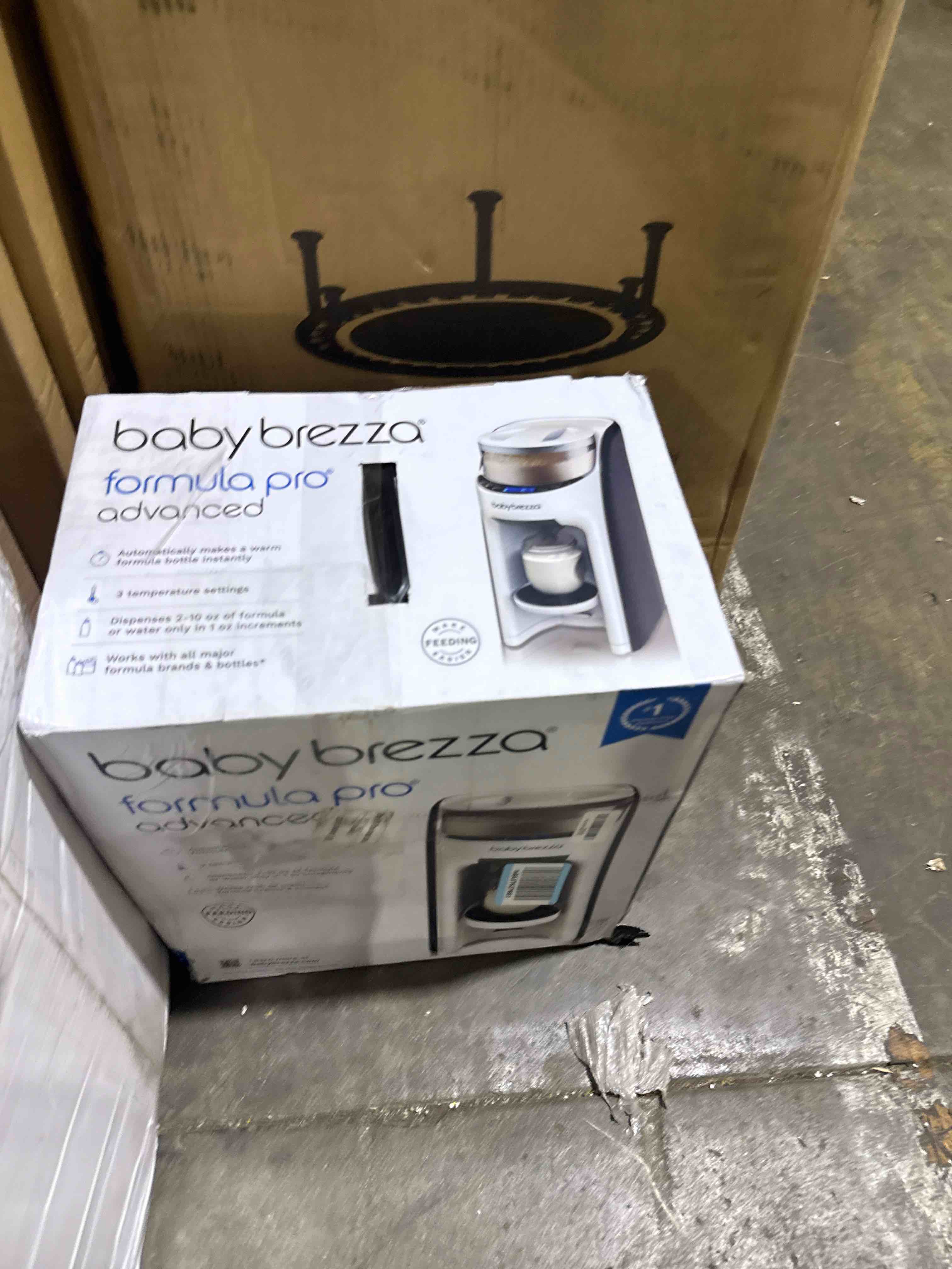 Condition photo showing Good Condition for baby brezza new and improved formula pro advanced formula dispenser machine - automatically mix a warm formula bottle instantly - easily make bottle with automatic powder blending, white formula pro advanced dispenser