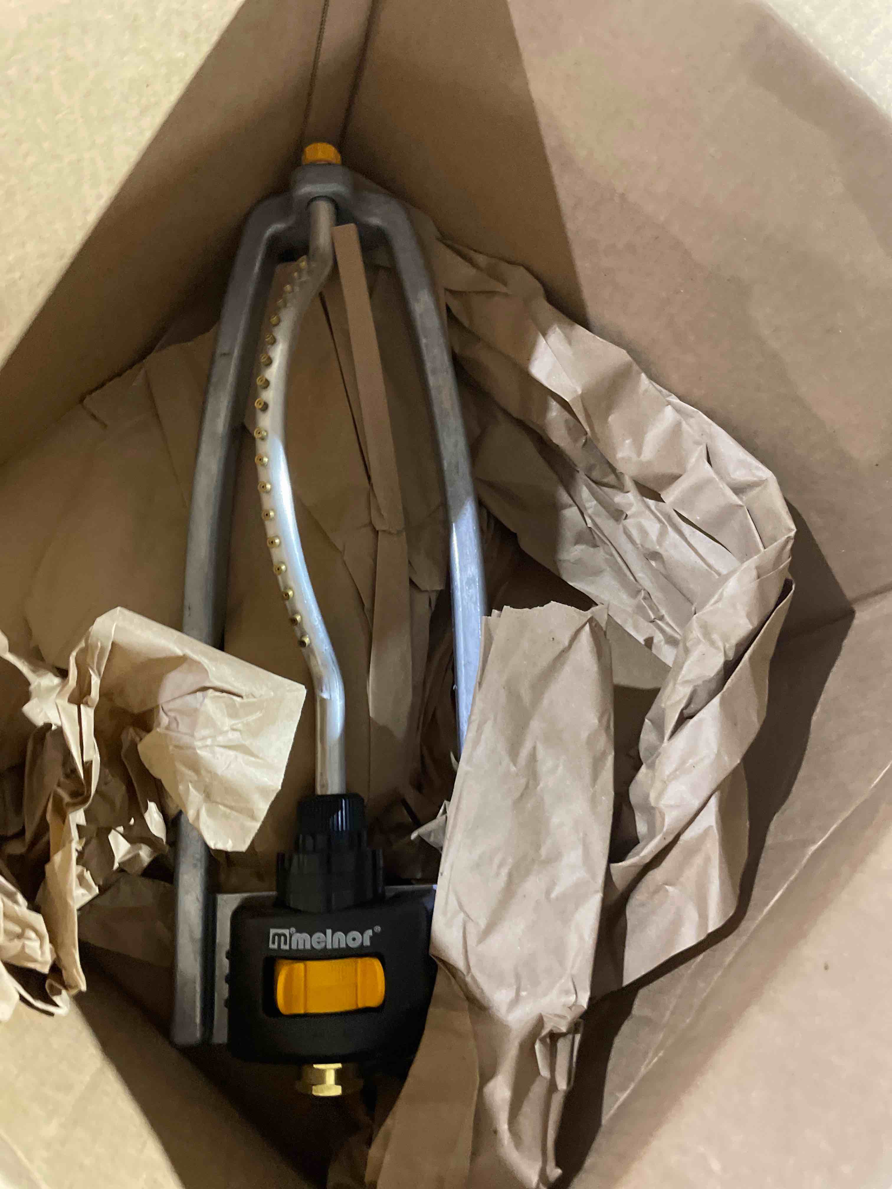 Condition photo showing Good Condition for melnor 65079-amz metal oscillating sprinkler with quickconnectproduct adapter watering set, 3600 sq. ft. coverage amazon bundle