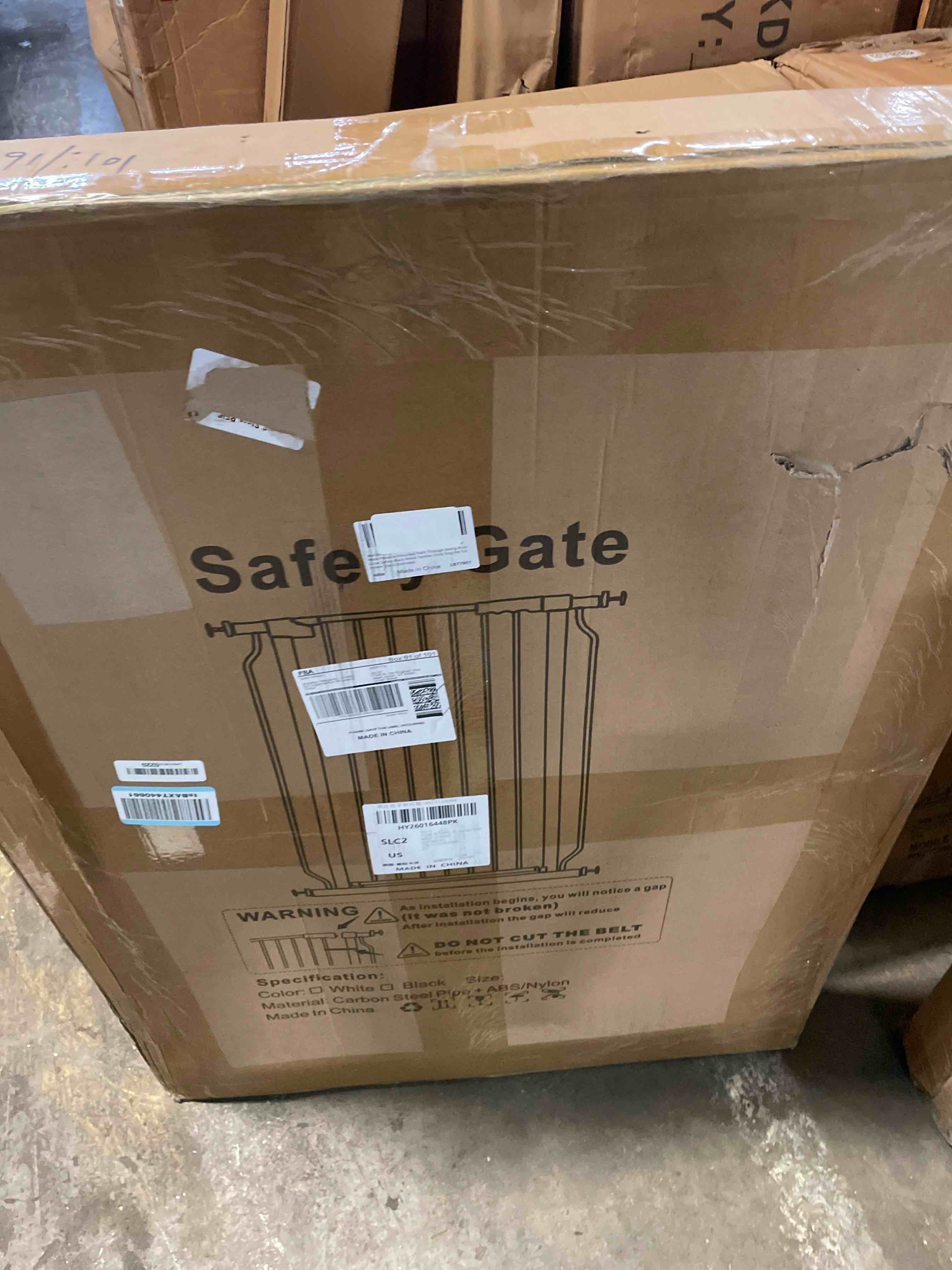 Condition photo showing New/Like New for waowao extra tall 40.55" baby gate 57.48-74.4" wide pressure mounted walk through swing auto close safety black metal toddler child dog pet for indoor stairs,doorways black 57.48-74.4"/146-189cm
