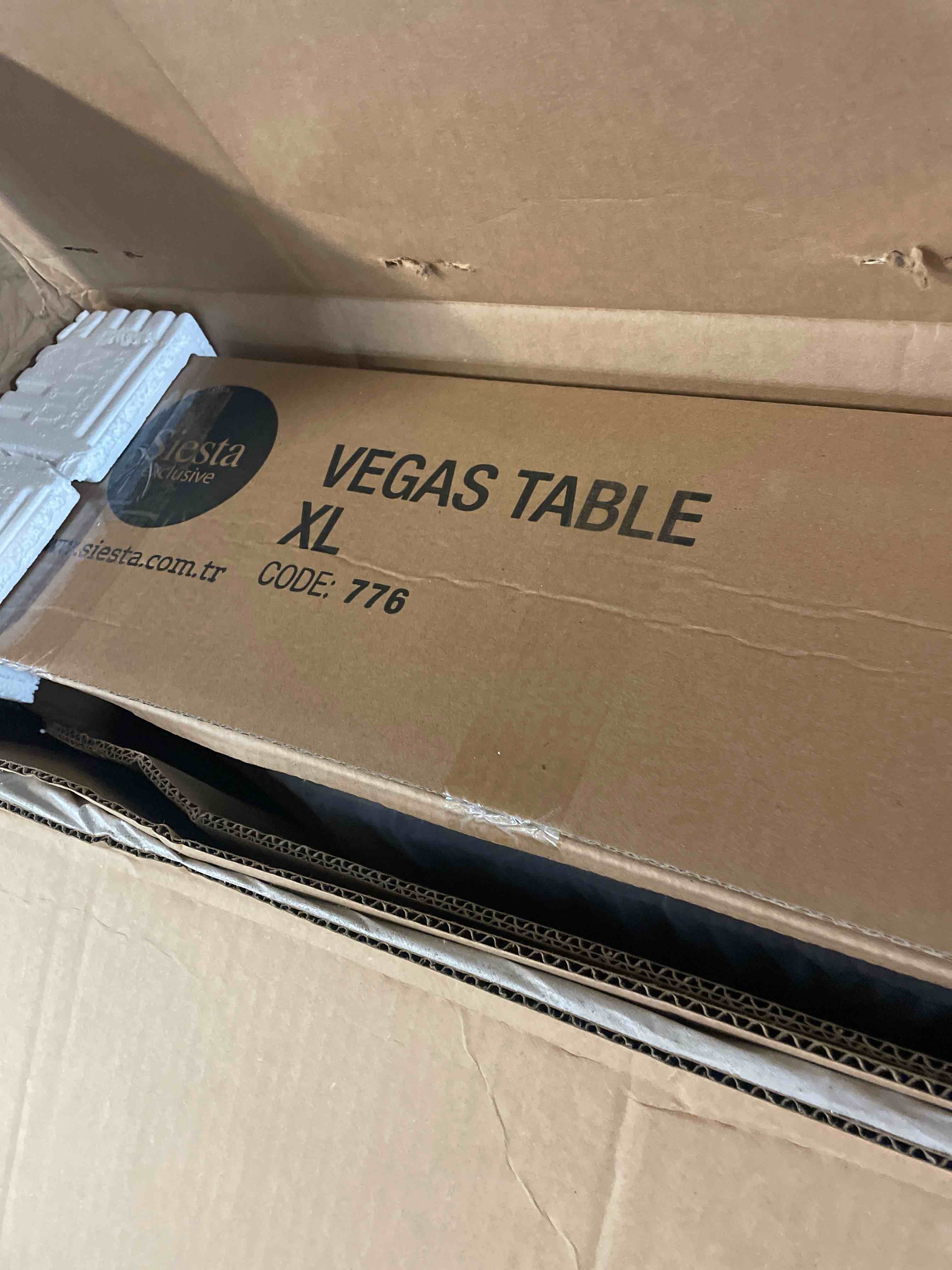Condition photo showing New/Like New for compamia vegas 118" extendable patio dining table in black, commercial grade (no legs)