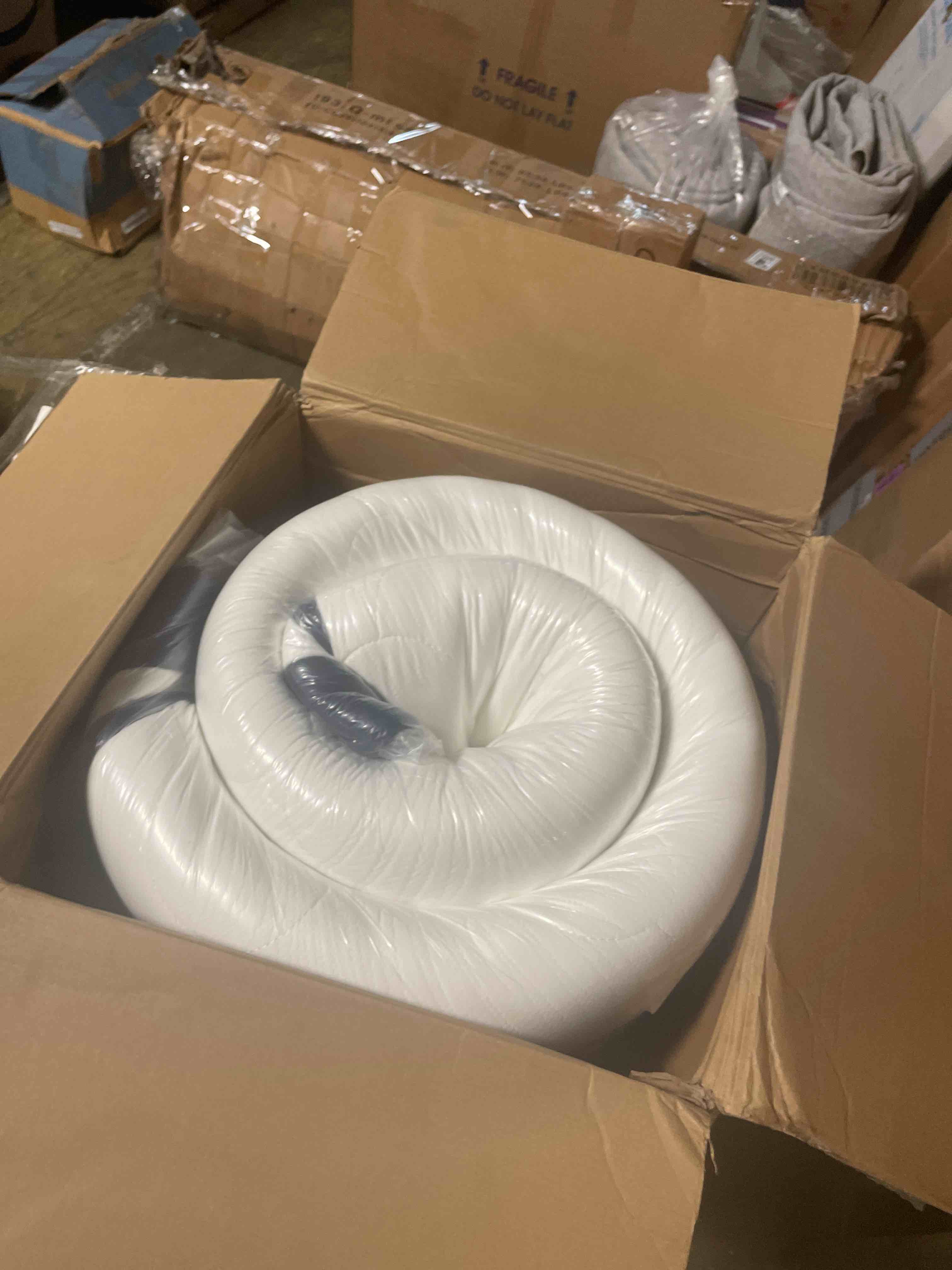 Condition photo showing New/Like New for 14 inches hybrid mattress king size, cooling-gel memory foam & pocket springs, firm support for back pain relief, motion isolation, certipur-us certified, bed in a box