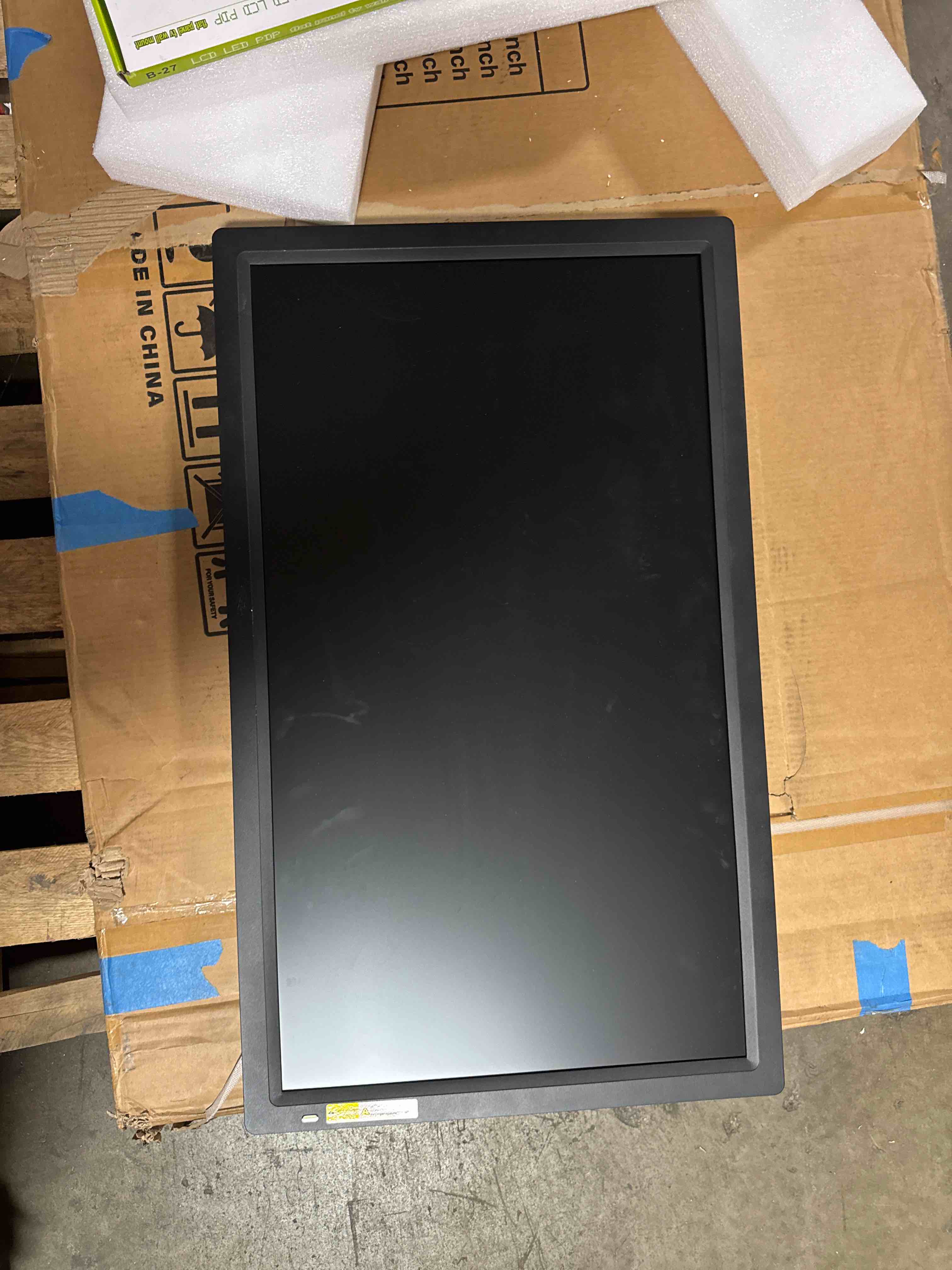 Condition photo showing As Is for uhale 32 inch extra large digital picture frame with 64gb, remote control, 1920 x 1080 fhd ips wifi electronic photo frames, support sd and usb, share moments securely and instantly, no touch screen( see pics)