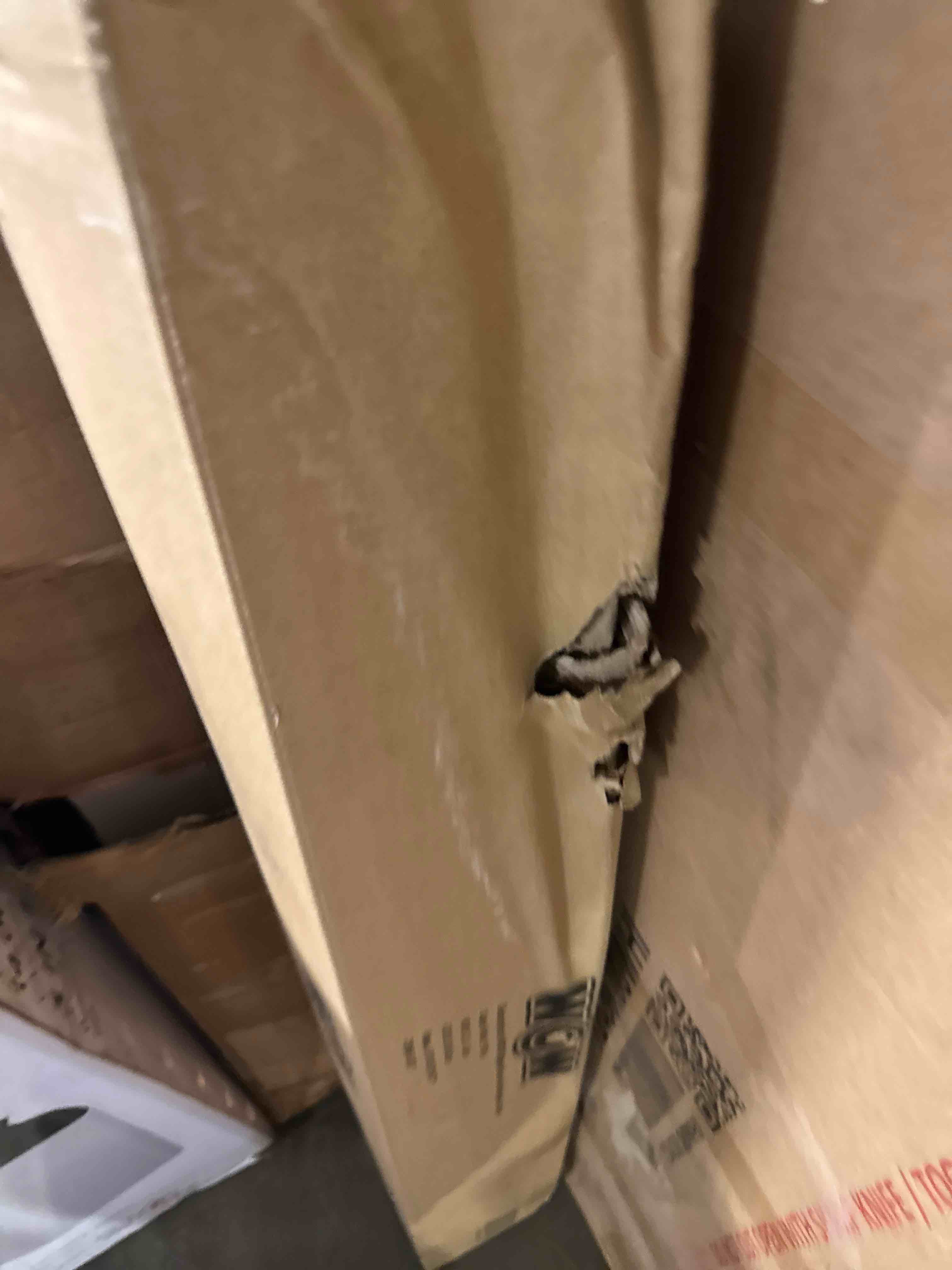 https://s3.amazonaws.com/lotting-images-prod/phillipi/GRA3624037_1785510489002.jpeg