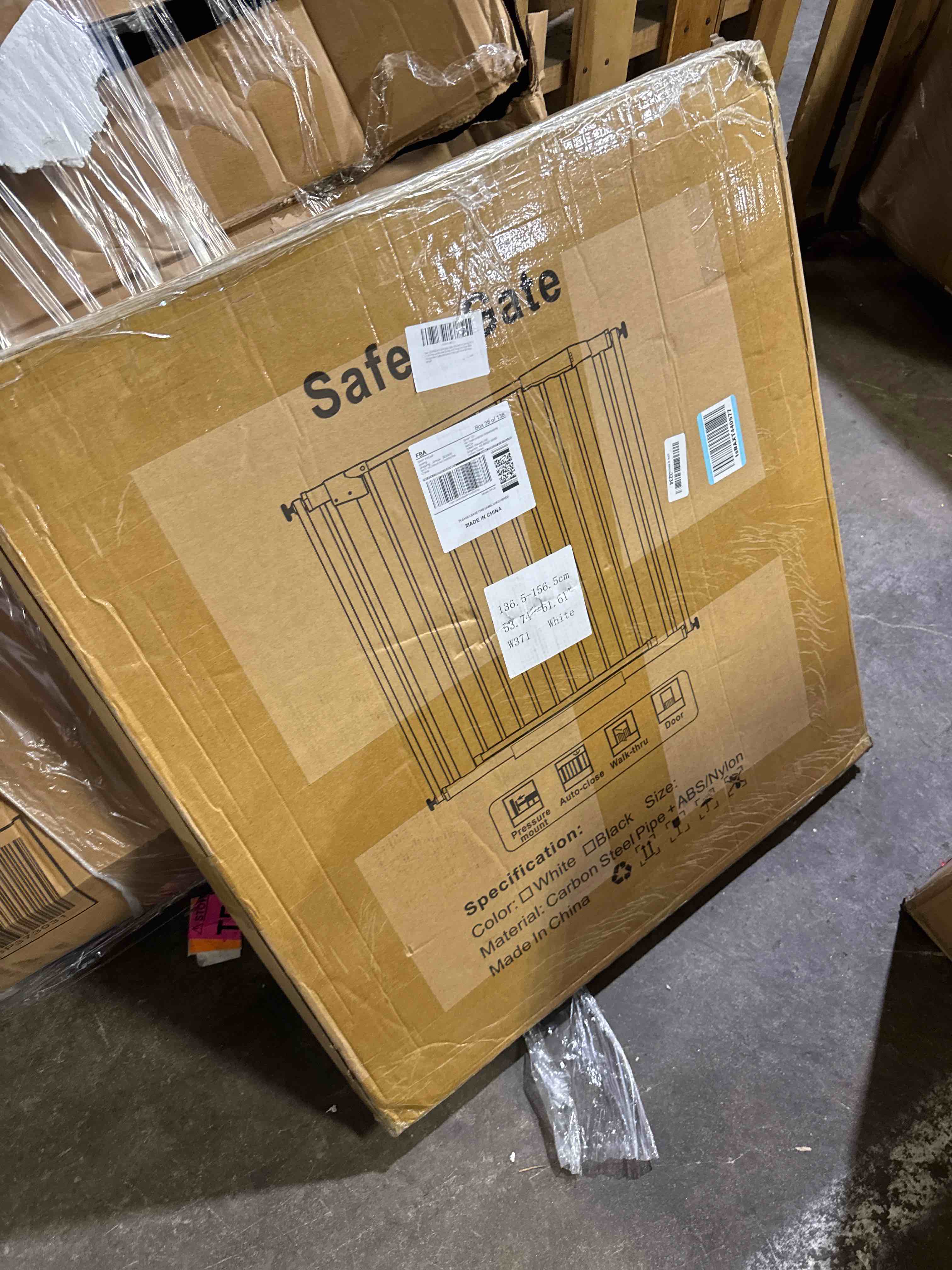 Condition photo showing New/Like New for cumbor 29.7-40.6" baby gate for stairs, mom's choice awards winner-dog gate for doorways, pressure mounted auto-close pet gates for dogs indoor, safety child gate with easy walk thru door, black black 29.7-40.6"w x 30.5"h