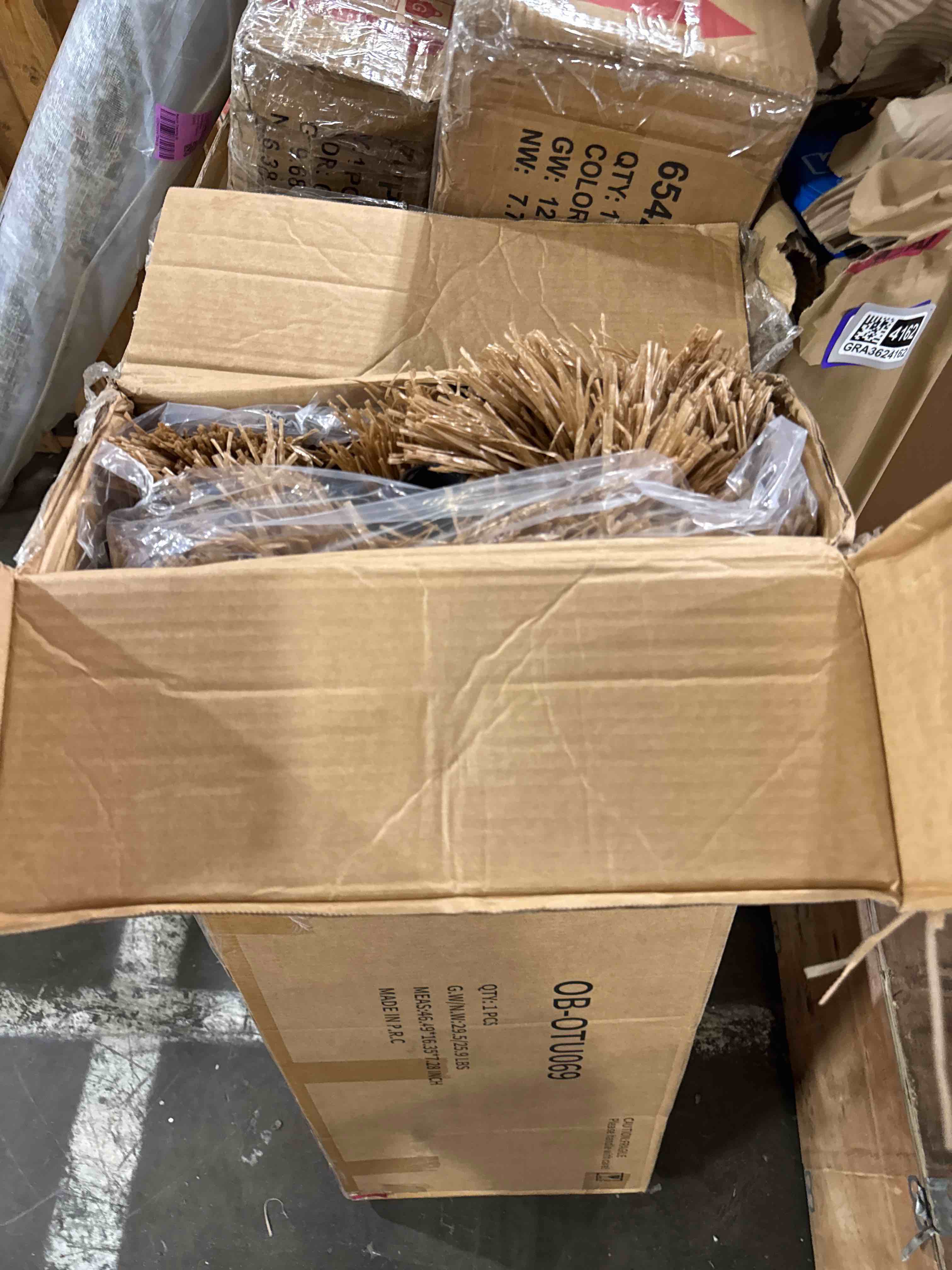 Condition photo showing New/Like New for ammsun 7.5ft hula thatched tiki patio beach umbrella hawaiian style 10 ribs upf 50+ with tilt carry bag for outdoor tiki bar, tropical palapa, patio garden beach pool backyard natural color a natural 7.5ft