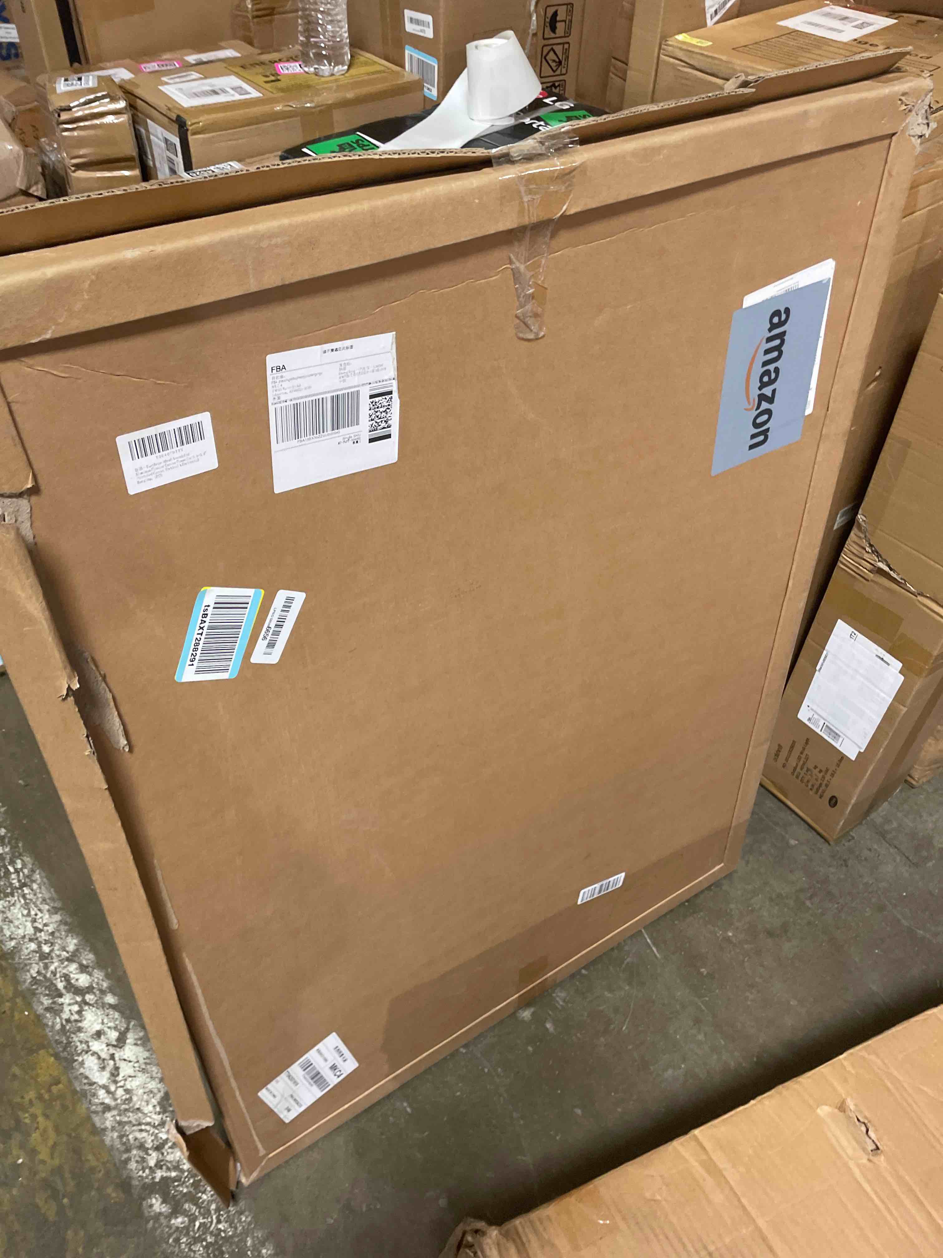 Condition photo showing New/Like New for easthope 30x40 assembled aluminum floater canvas frame for 0.6-0.9" stretched canvas,vertical & horizontal hanging, 1pcs