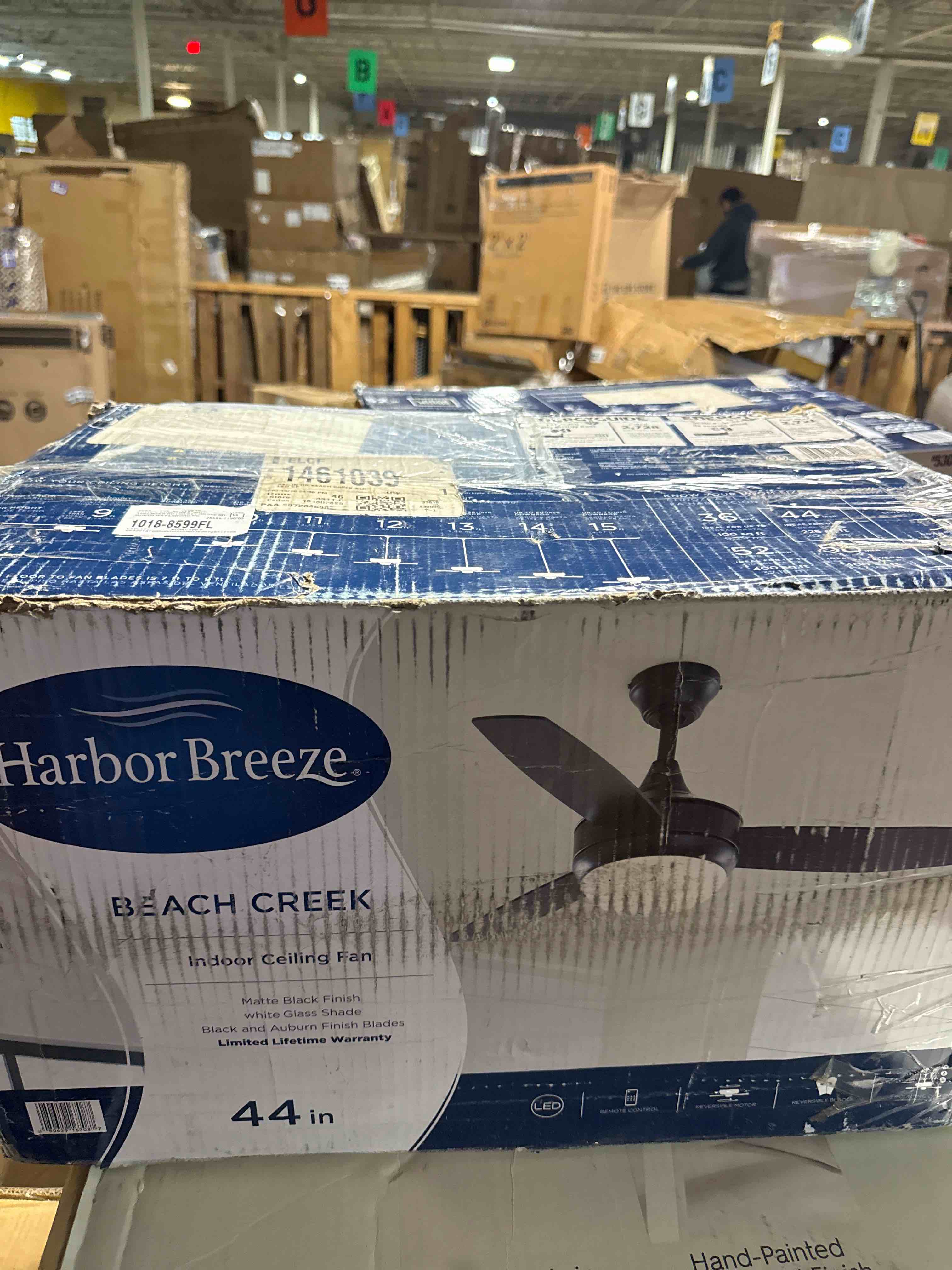 Condition photo showing Good Condition for harbor breeze beach creek 44-in matte brown led indoor ceiling fan with light kit and remote (3-blade)