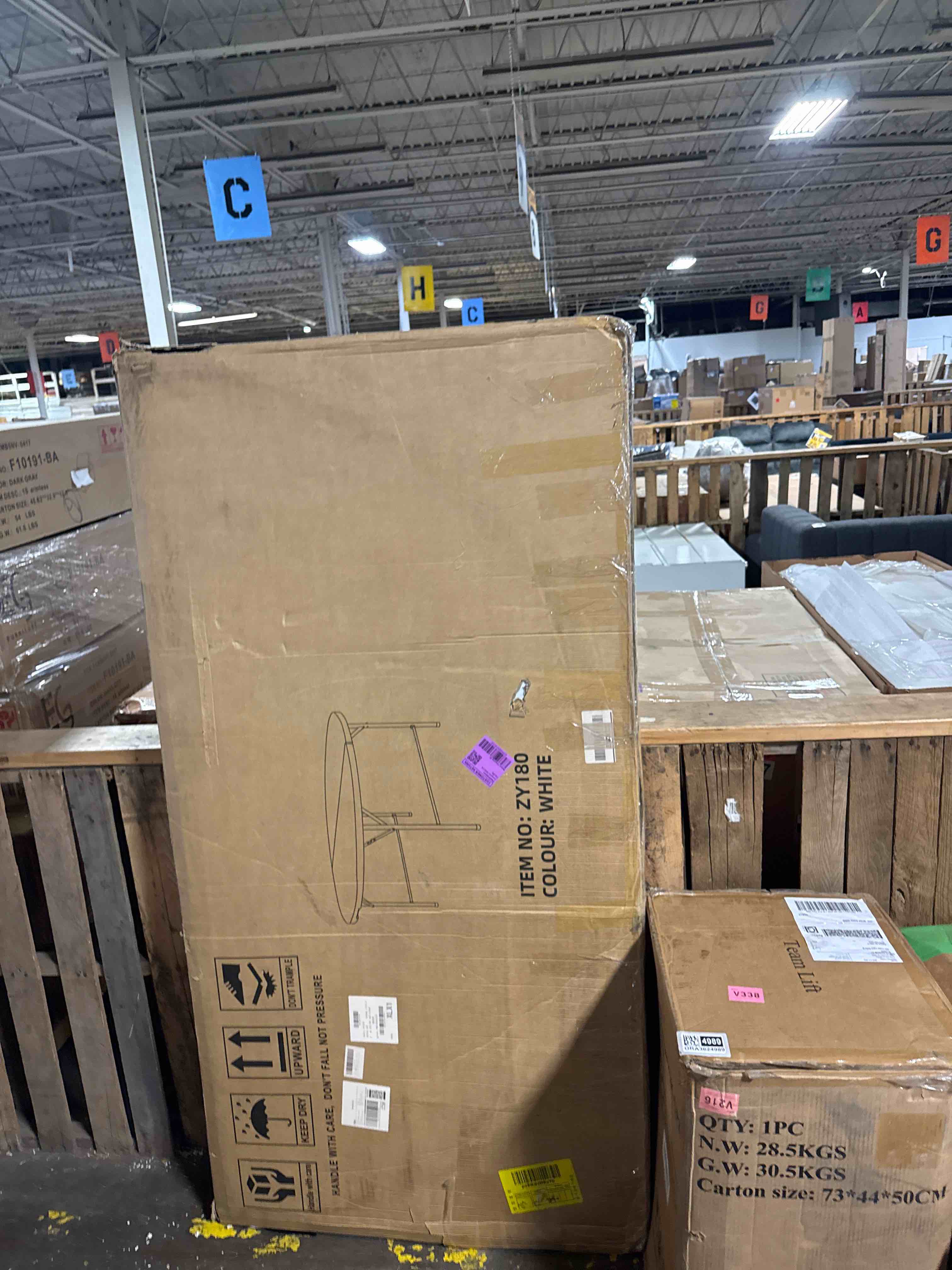 Condition photo showing New/Like New for haisiwlkj 6ft round folding table white fold-in-half with carrying handle portable plastic card table for indoor or outdoor events,dining,wedding, camping,party table white 6ft