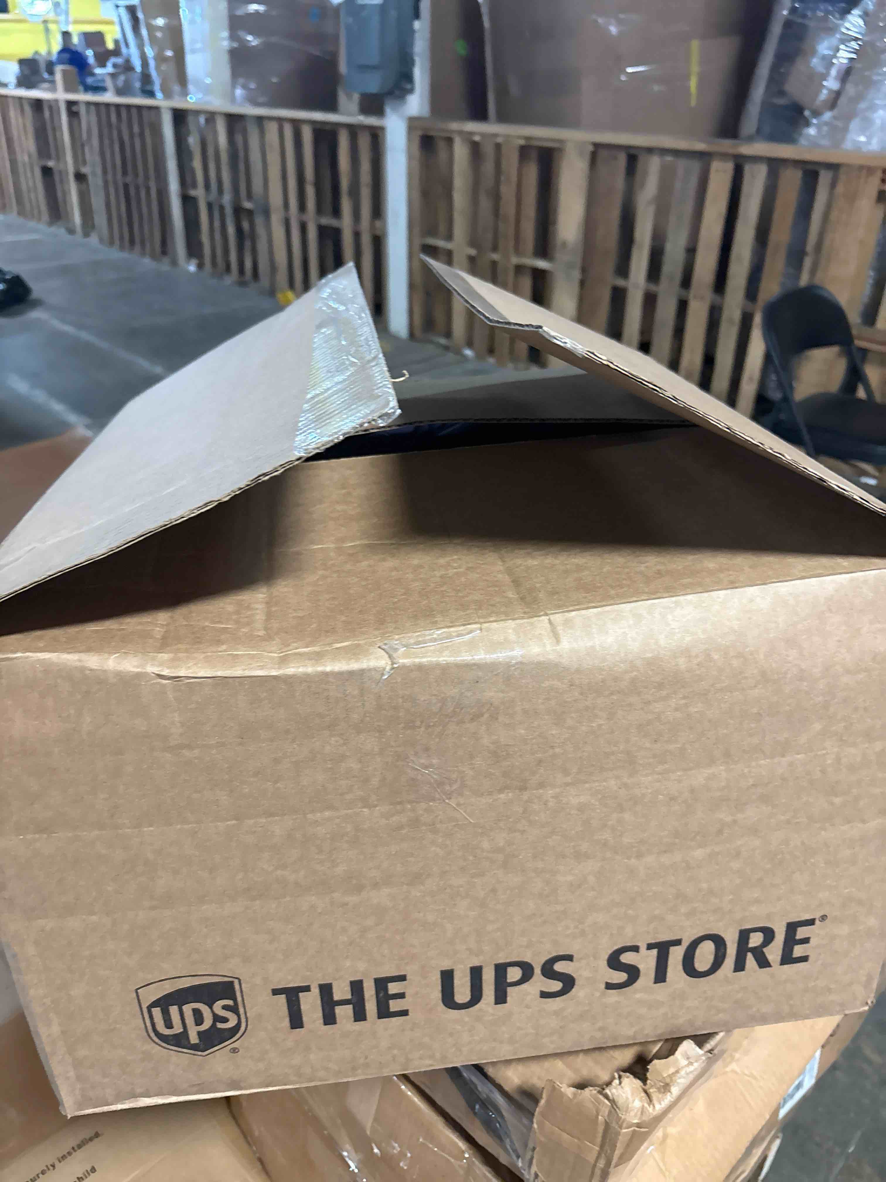 https://s3.amazonaws.com/lotting-images-prod/phillipi/GRA3631036_1757434005083.jpeg
