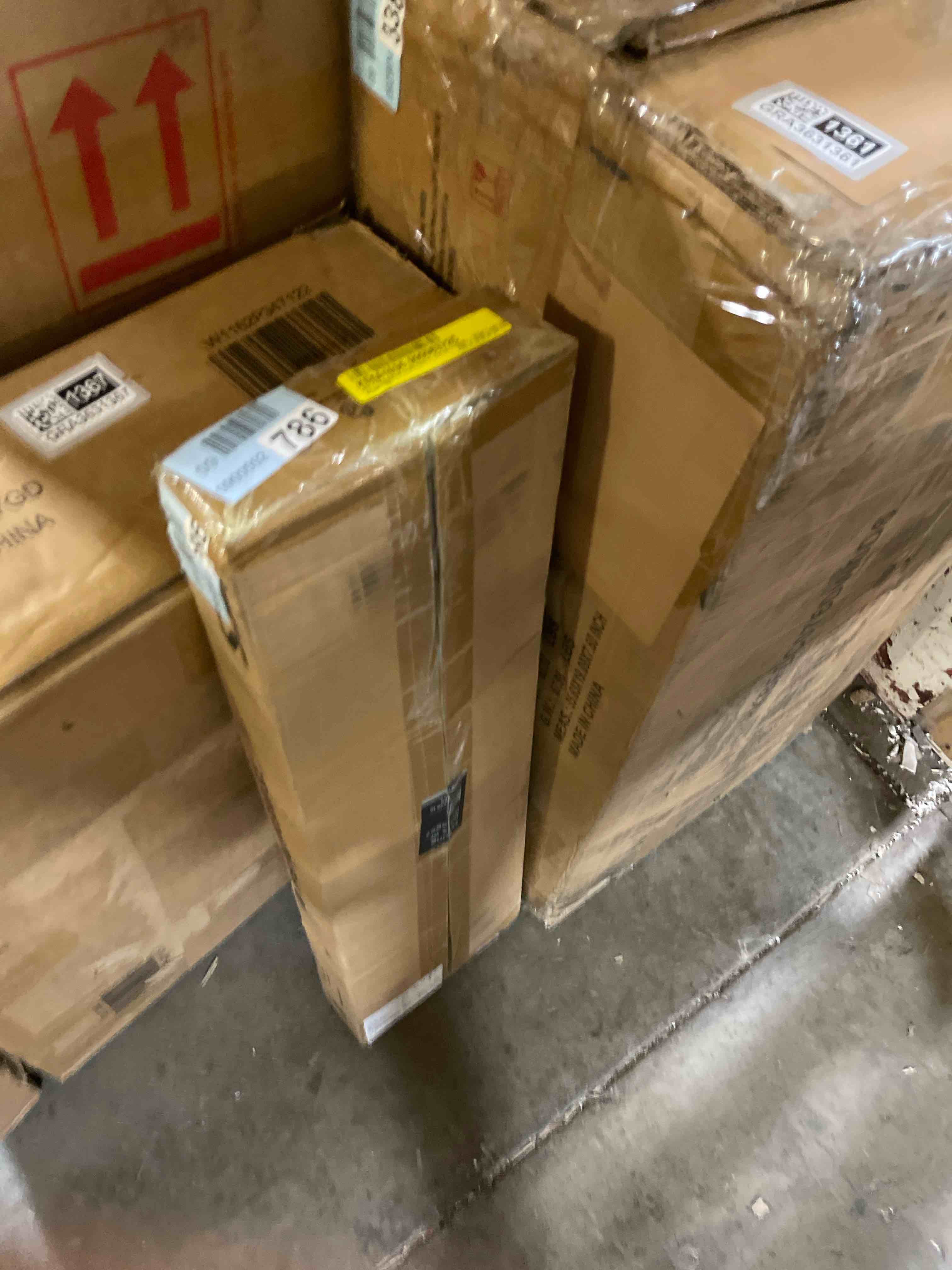 Condition photo showing New/Like New for KES Bathroom Free Standing Towel Rack, Towel Rack Stand 42" H 2 Tier with Marble Base for Bathroom Floor, Double Large Bath Sheet Towel Rack Extra High Thick, Matte Black, BTH503-BK