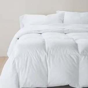 premium queen size down comforter - casaluna