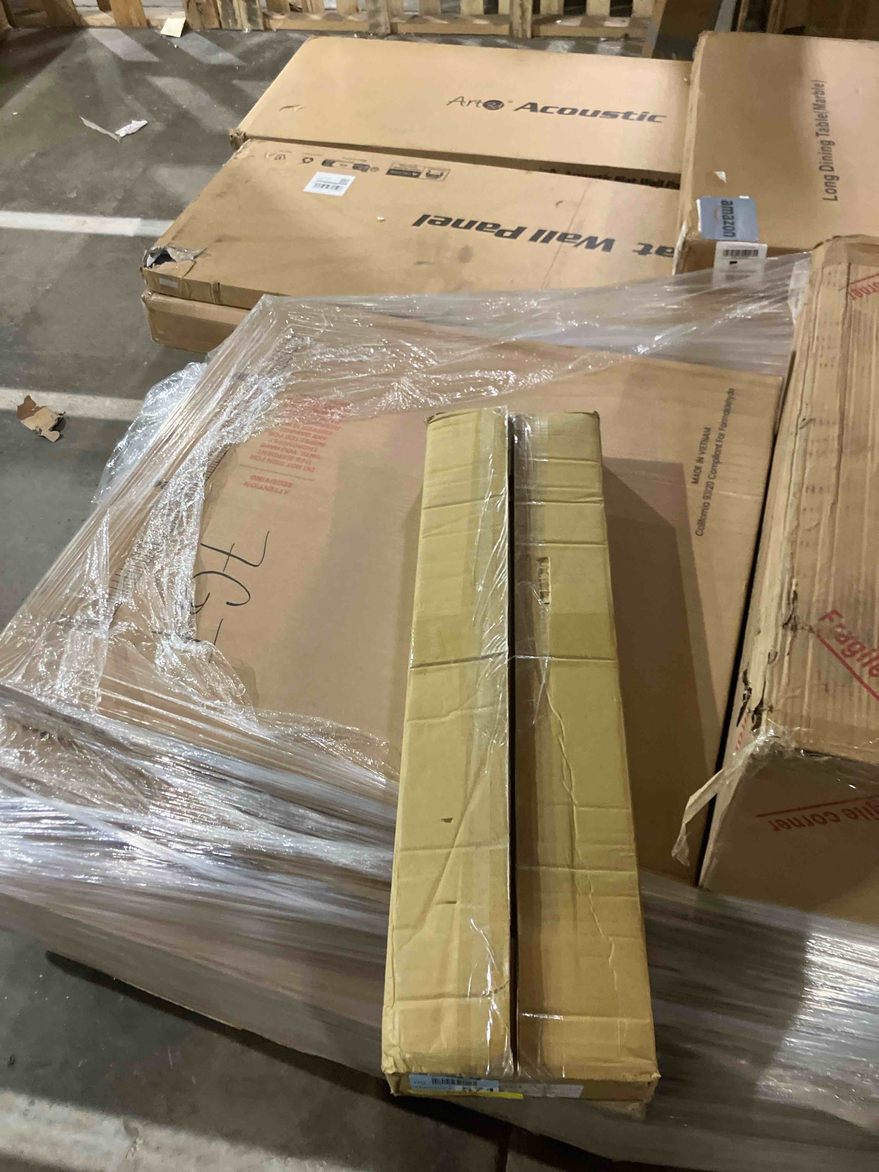 Condition photo showing New/Like New for Valarte Console Sink Rack (does not come with sink)