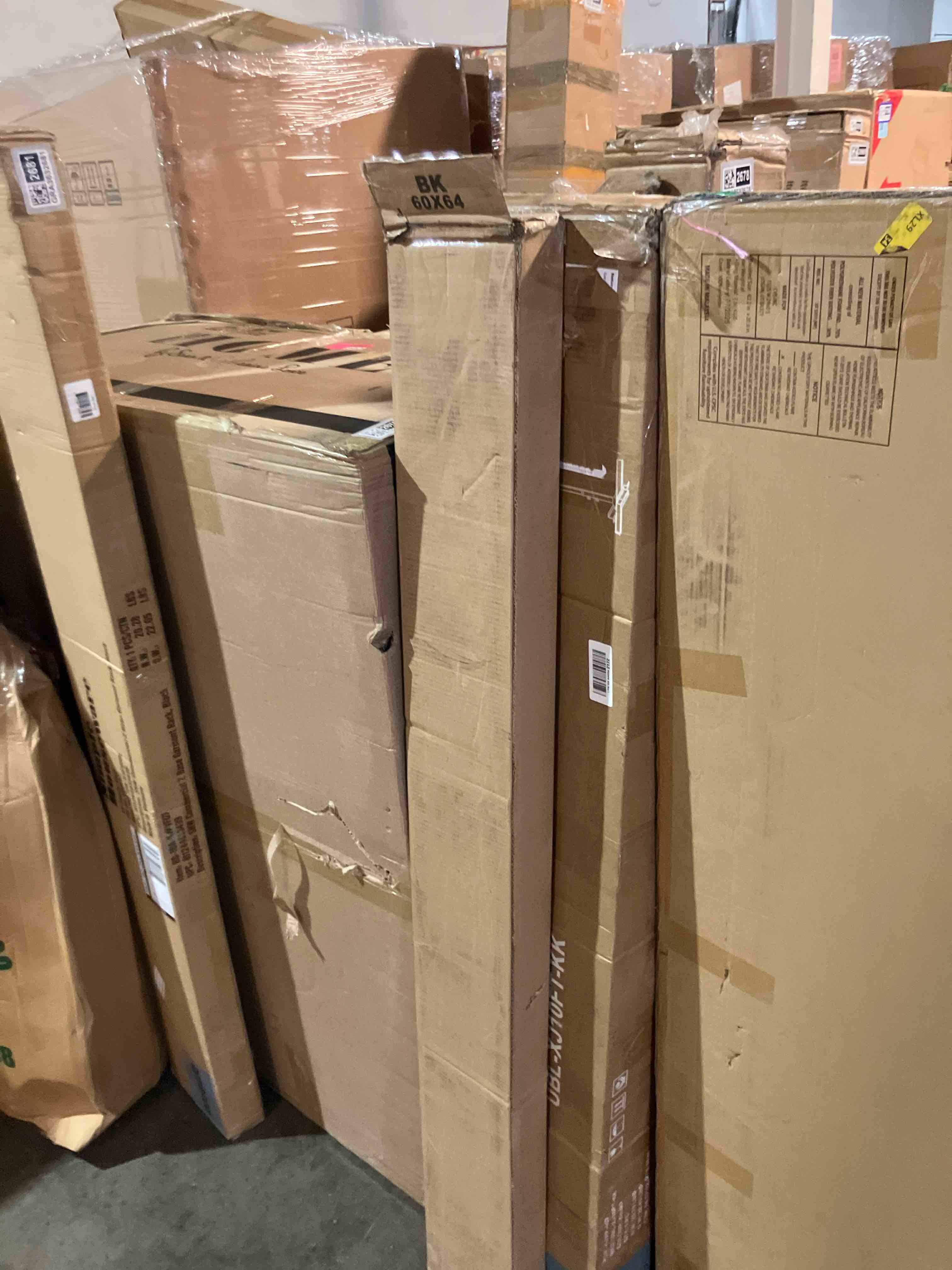 Condition photo showing New/Like New for Premium 2 1/2 Inch Wood Blinds