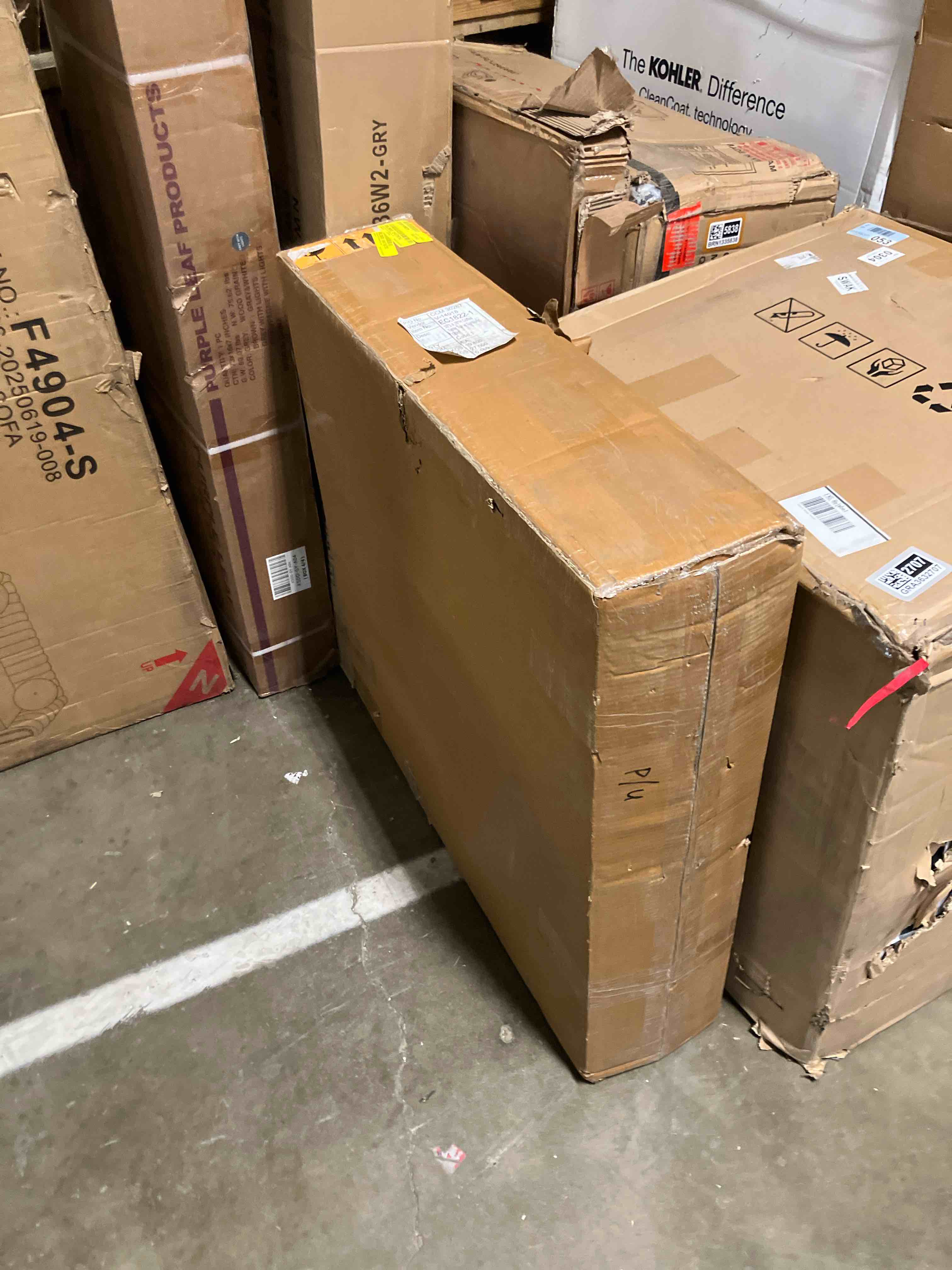 Condition photo showing New/Like New for Vivian Luxe Aluminum and Marble CoffeeTable, Gold (Table top only)