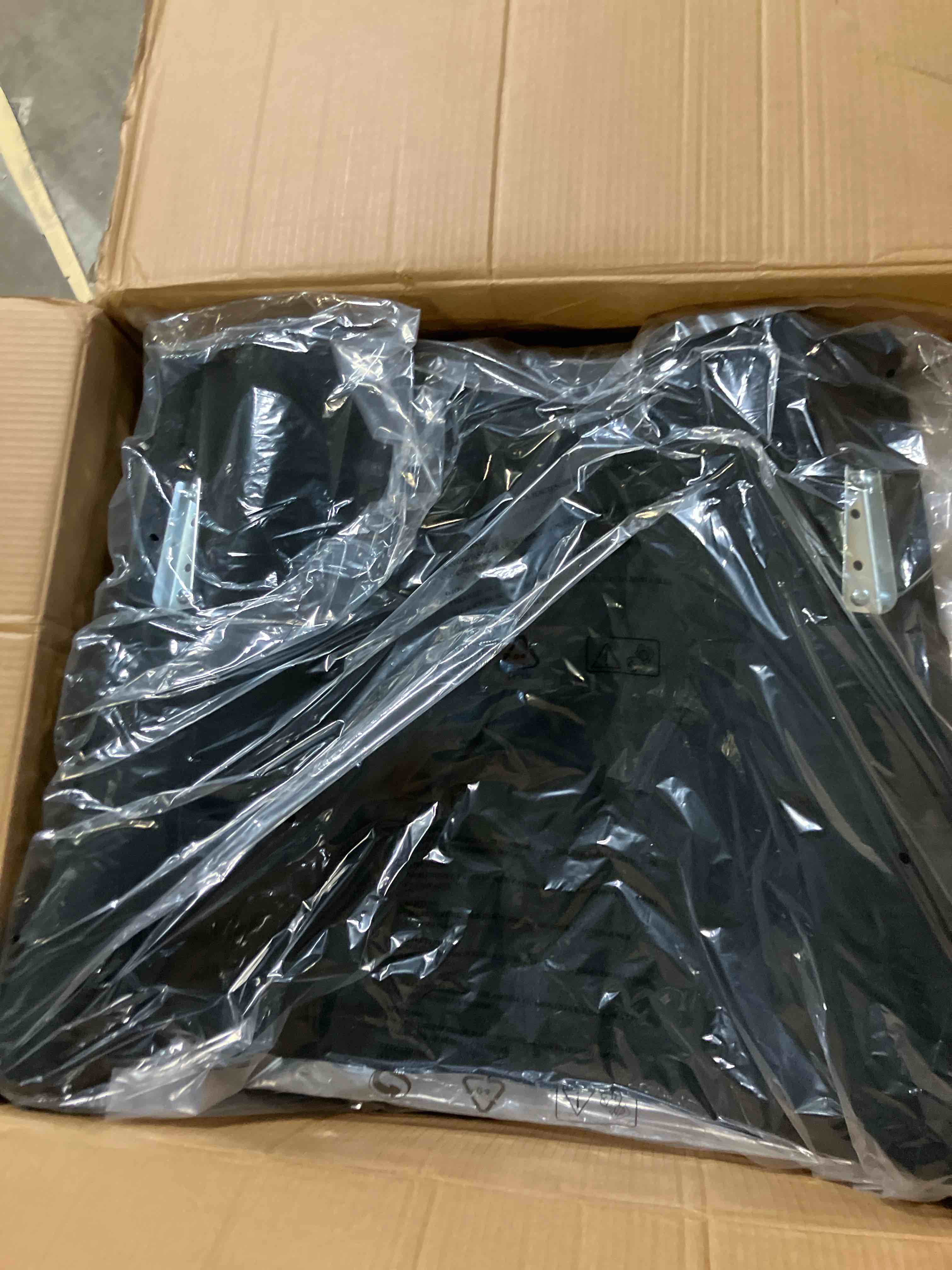 Condition photo showing New/Like New for Eddy 29'' Wide Upholstered Wingback Chair