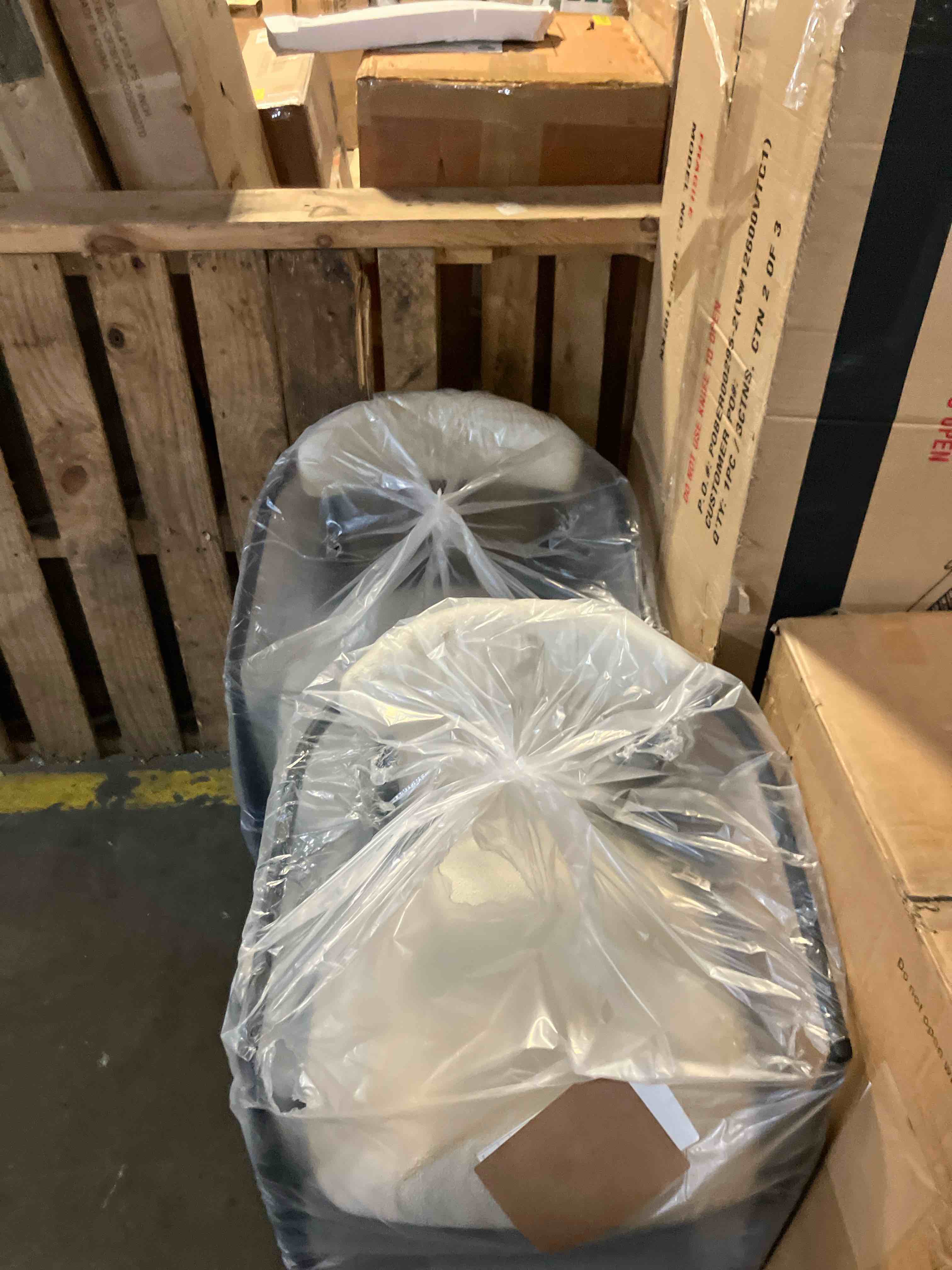 Condition photo showing New/Like New for Louina 70.8" to 102.3" Extendable rectangular dining Chairs (2 Chairs only)