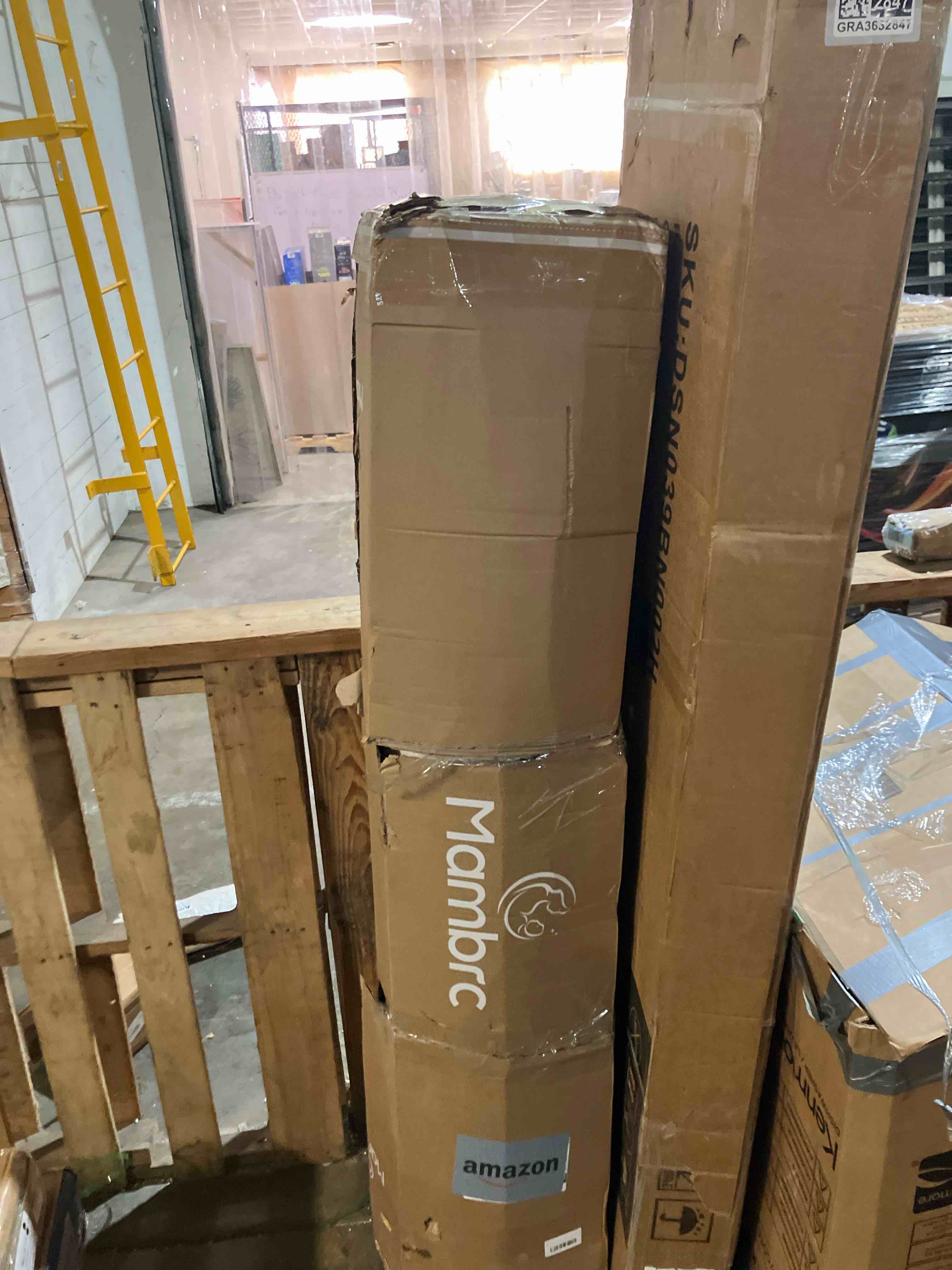 Condition photo showing New/Like New for 14 Inch Queen Hybrid Mattress – Medium Firm, Cooling Gel Memory Foam & Zoned Pocket Coils – Supportive Comfort, Motion Isolation & Pressure Relief (14 inch, Queen (U.S. Standard))