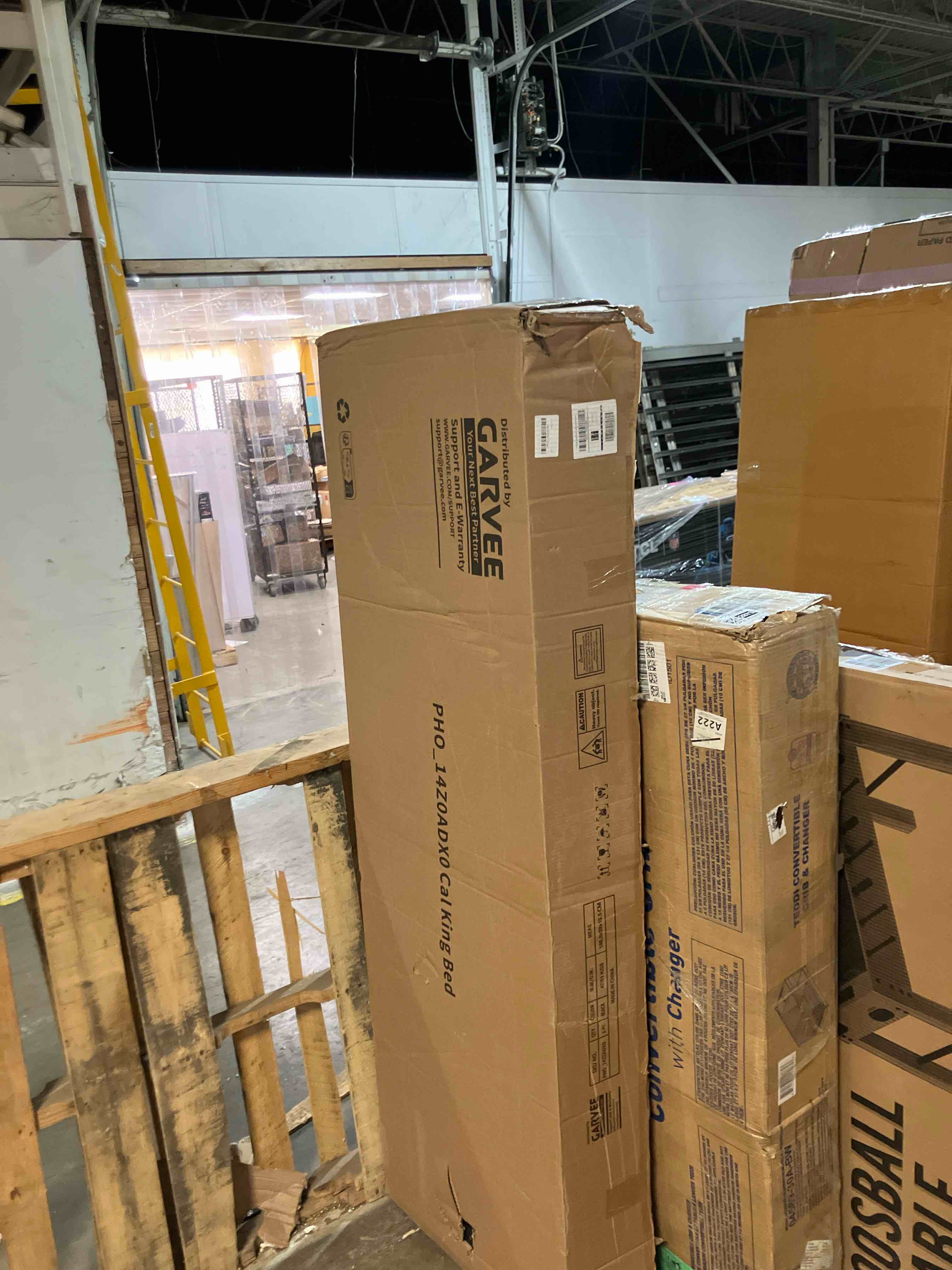 Condition photo showing New/Like New for Garvee California King Size Velvet Upholstered Bed Frame with HeadboardandFootboard