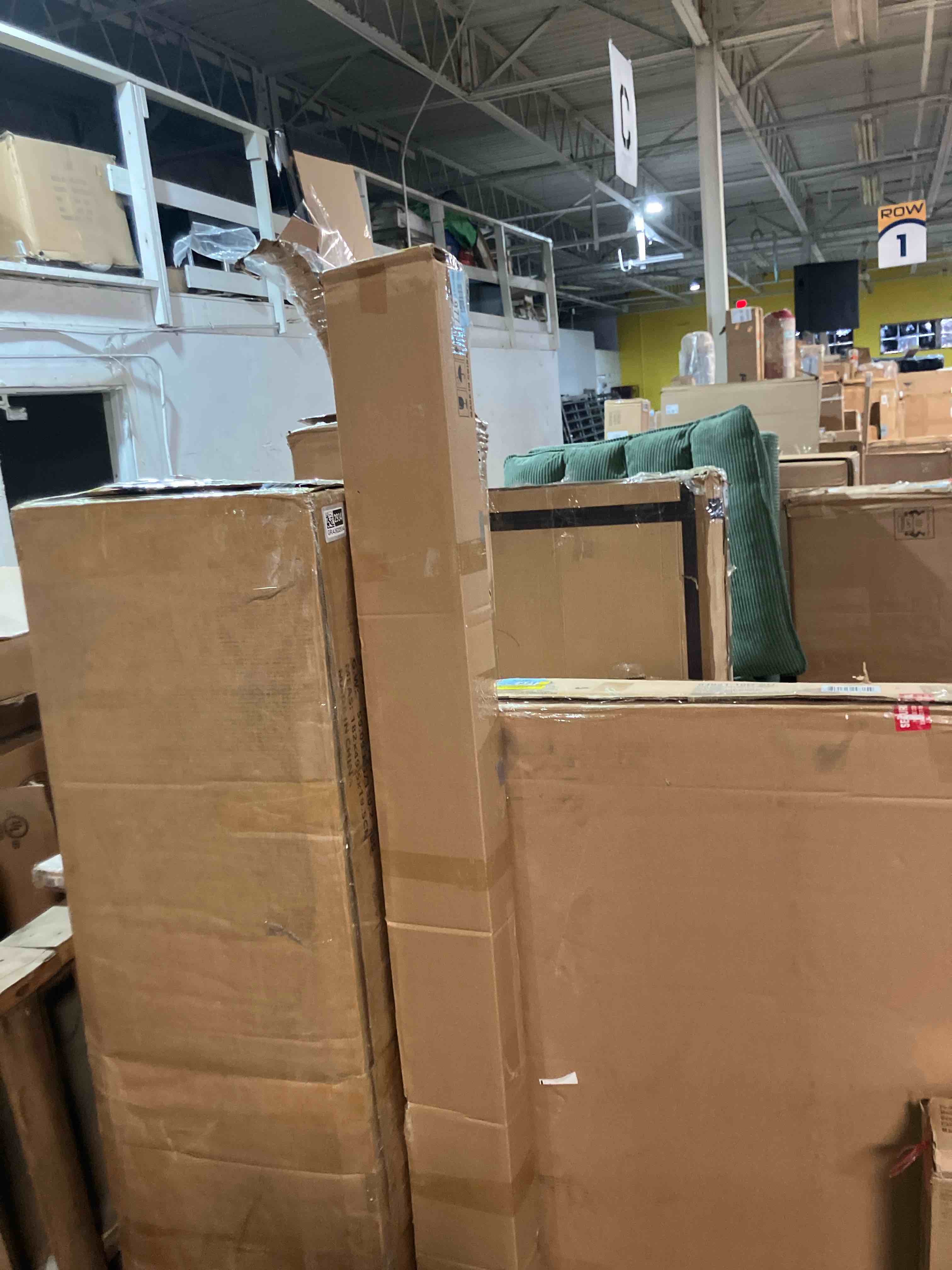 Condition photo showing New/Like New for Paneled Acrylic and PVC/Vinyl Accordion Door SMARTSTANDARD Size: 36" x 80" Number of Doors: 1