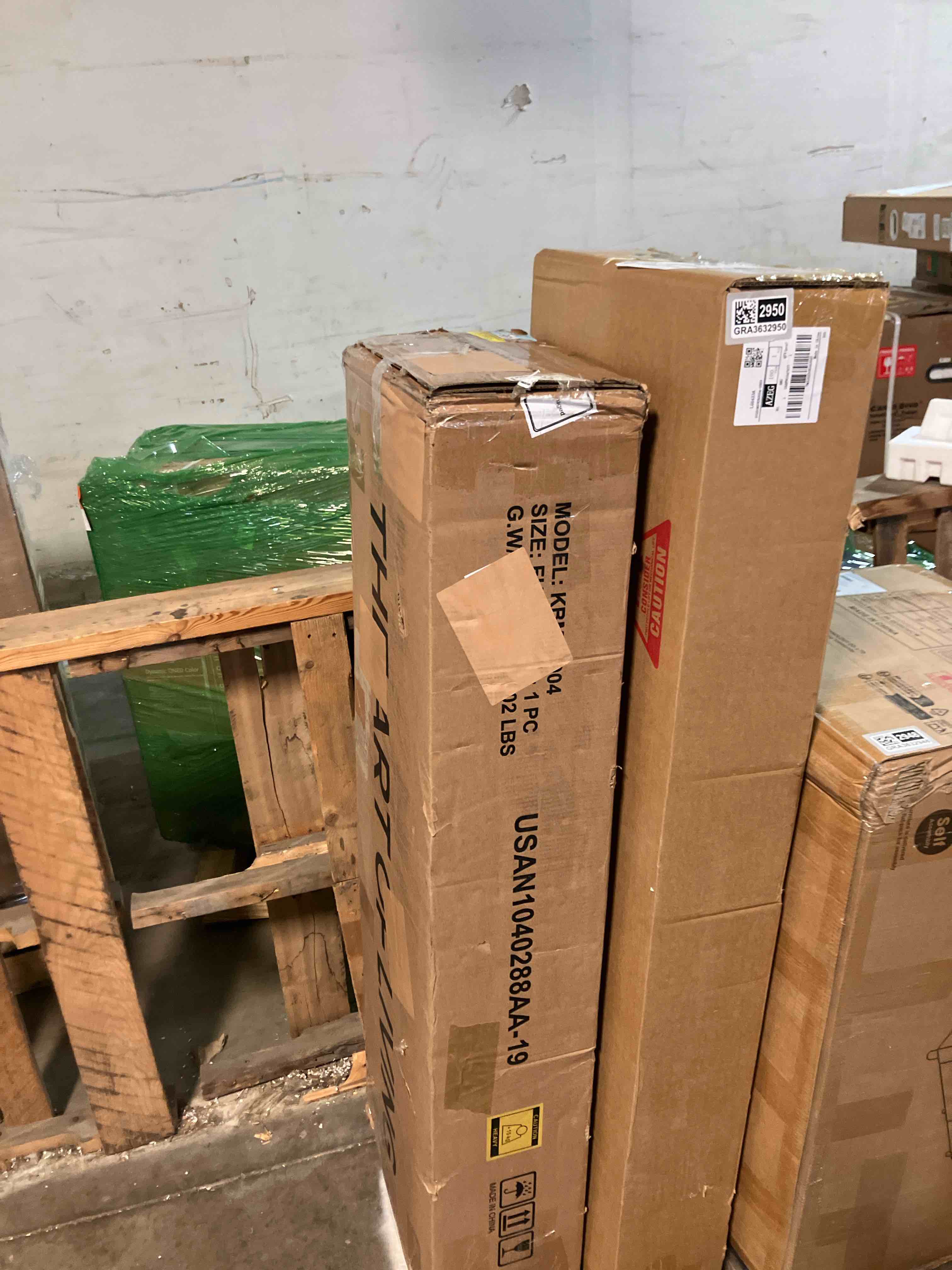 Condition photo showing New/Like New for Braya Hydraulic Lift Up Storage Upholstered Platform Bed