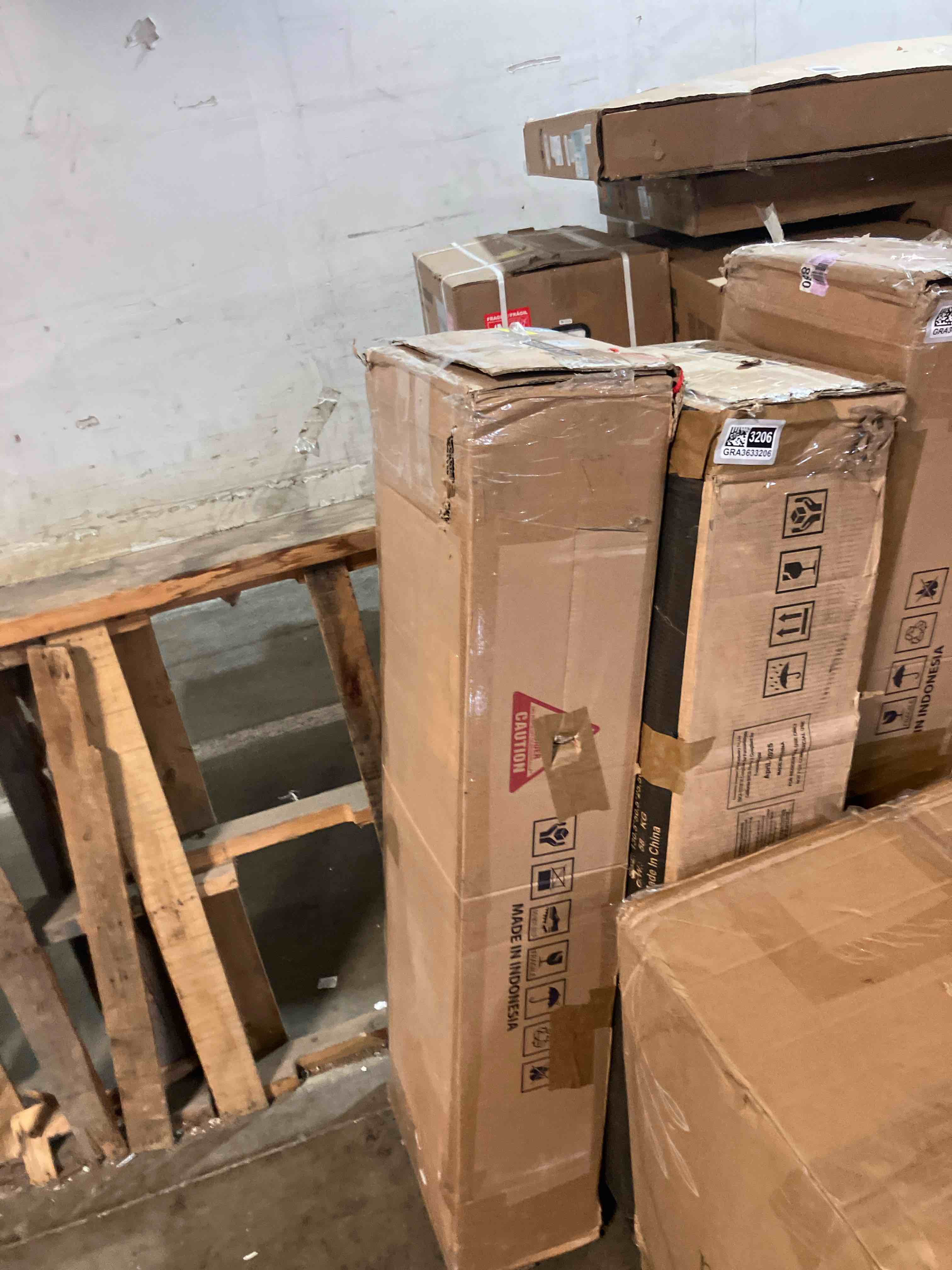 Condition photo showing New/Like New for Ebern Designs Geng Double 6-Tier Standard Bookcase