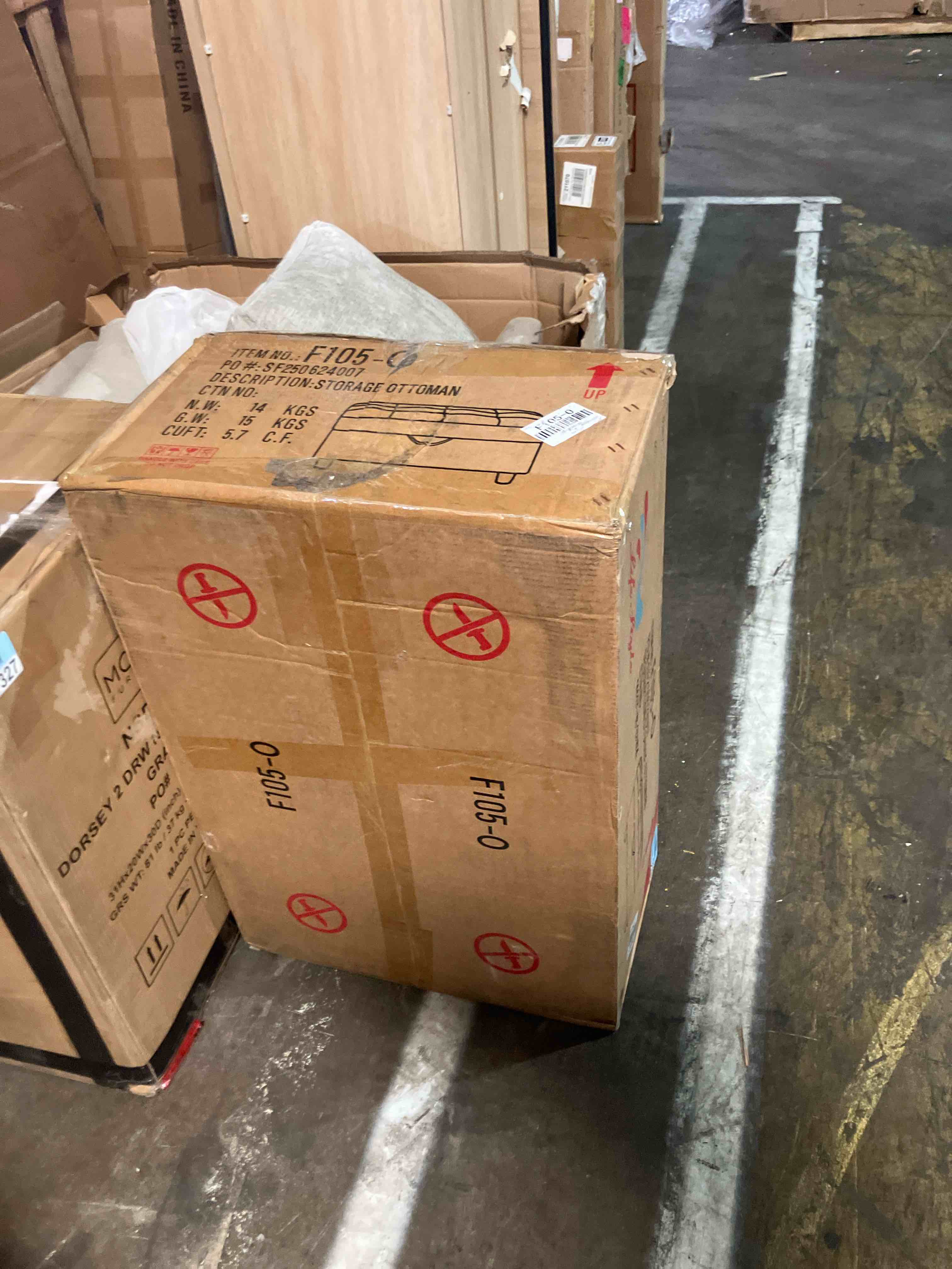 Condition photo showing New/Like New for Ottoman, Faux Leather Storage Ottoman Bench, Modern Black 33.5" Large Square Entryway Bench Ottoman with Storage for Living Room/Apartment/Bedroom/Rv Car,Black