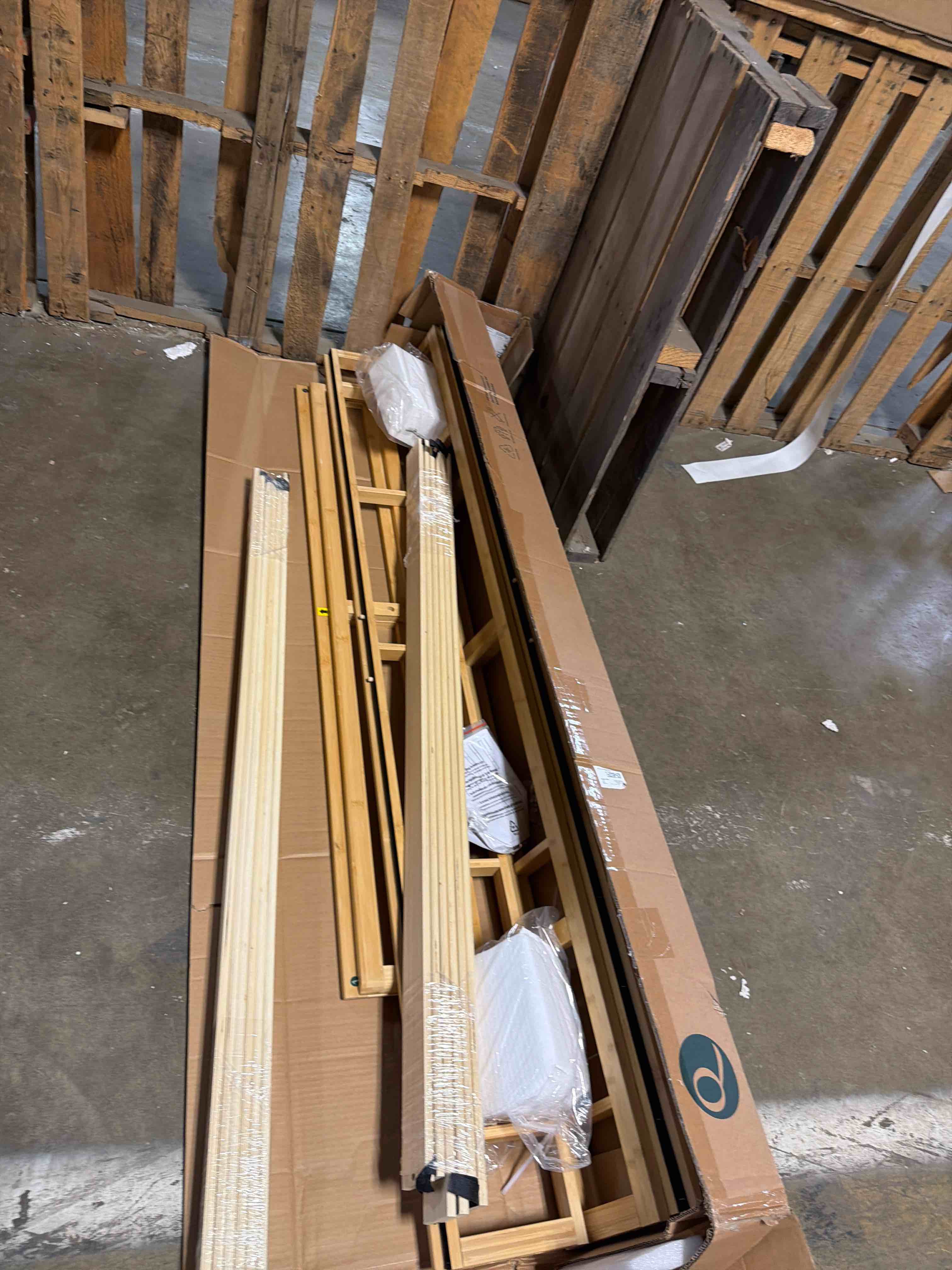 Condition photo showing New/Like New for Mellow Naturalista Grand - 12 Inch Solid Wood Platform Bed with Wooden Slats - No Box Spring Needed - Queen (Natural Pine)