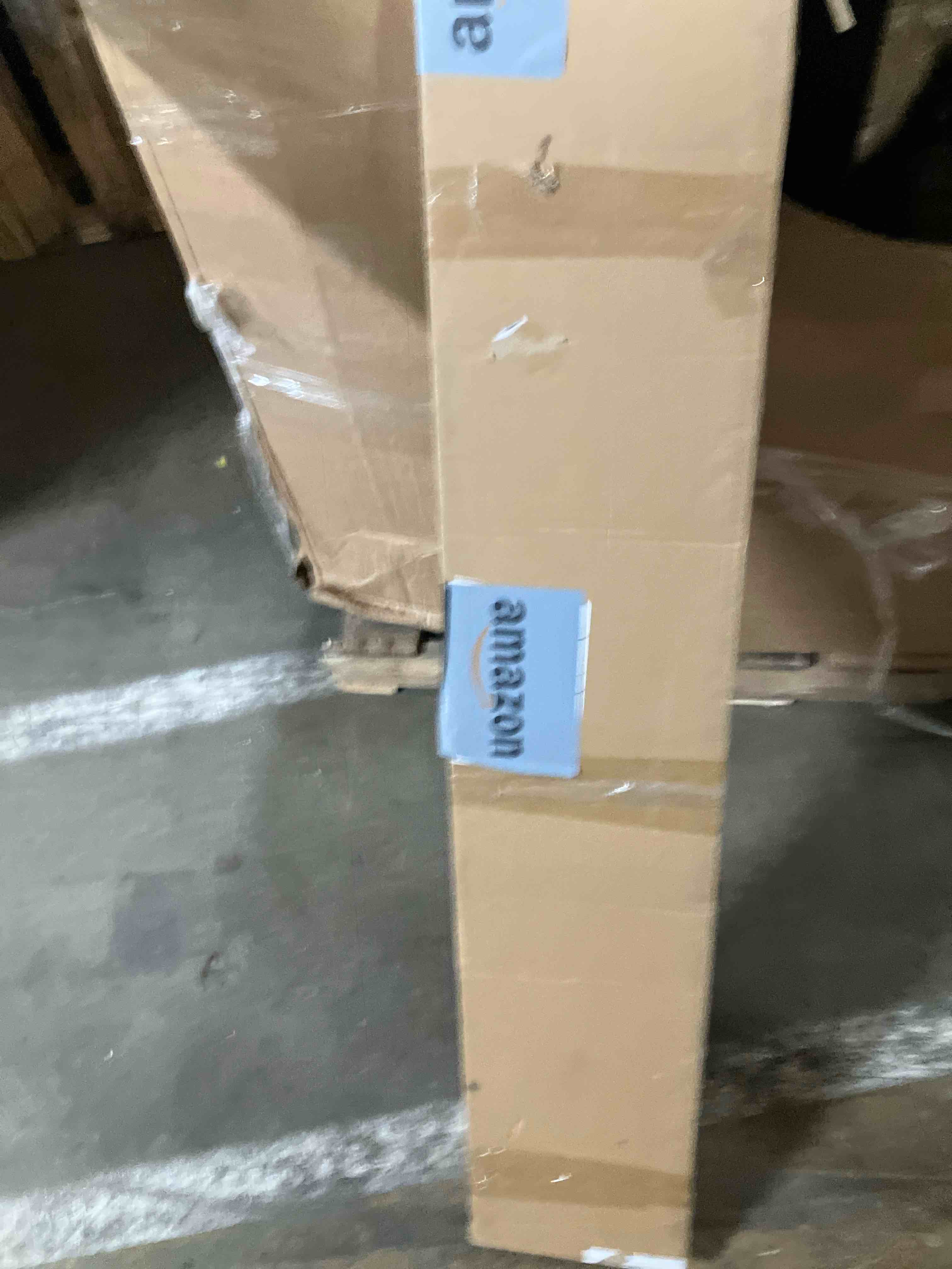 https://s3.amazonaws.com/lotting-images-prod/phillipi/GRA3634003_1754425059105.jpeg