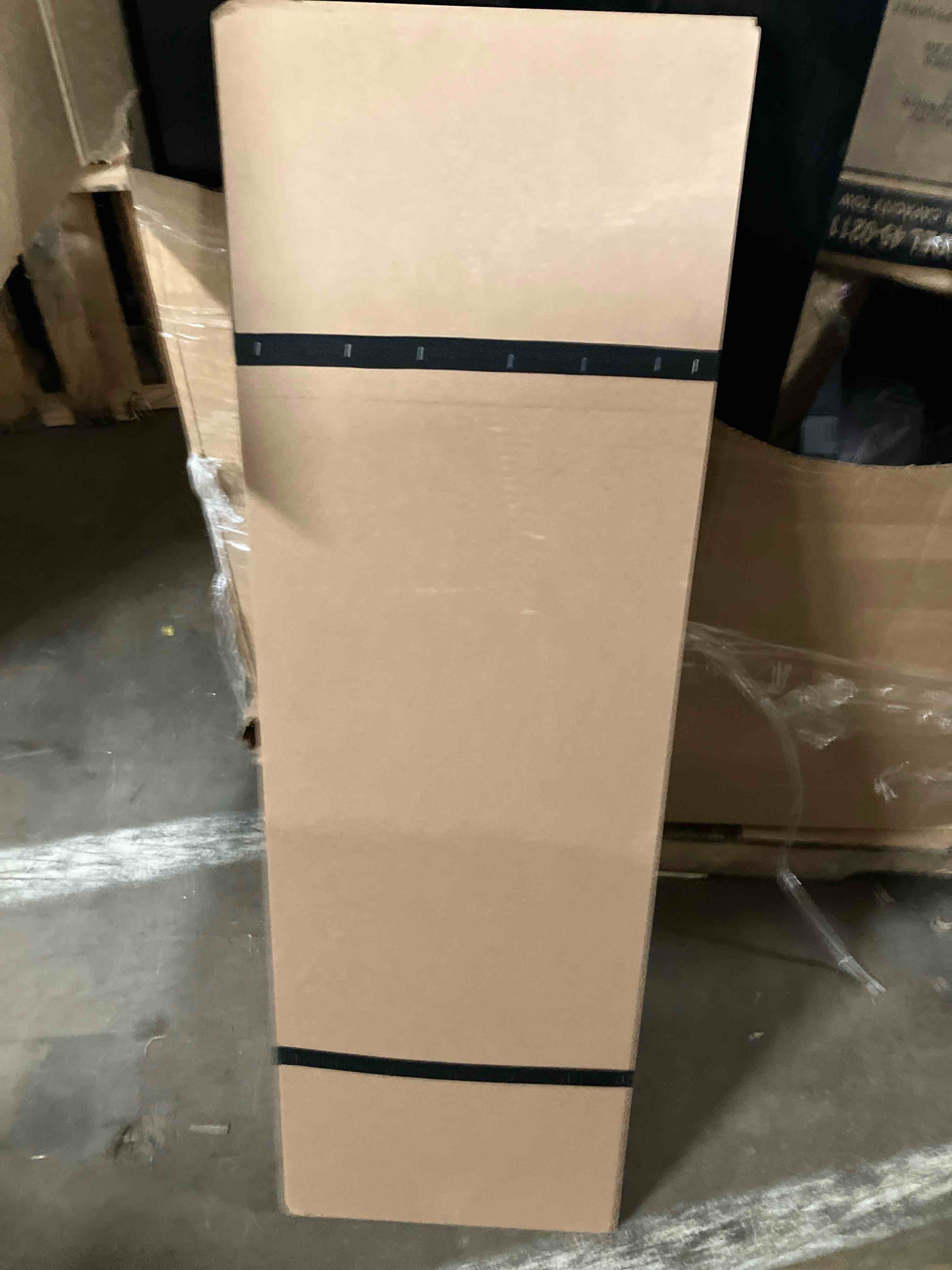 https://s3.amazonaws.com/lotting-images-prod/phillipi/GRA3634008_1754425685717.jpeg