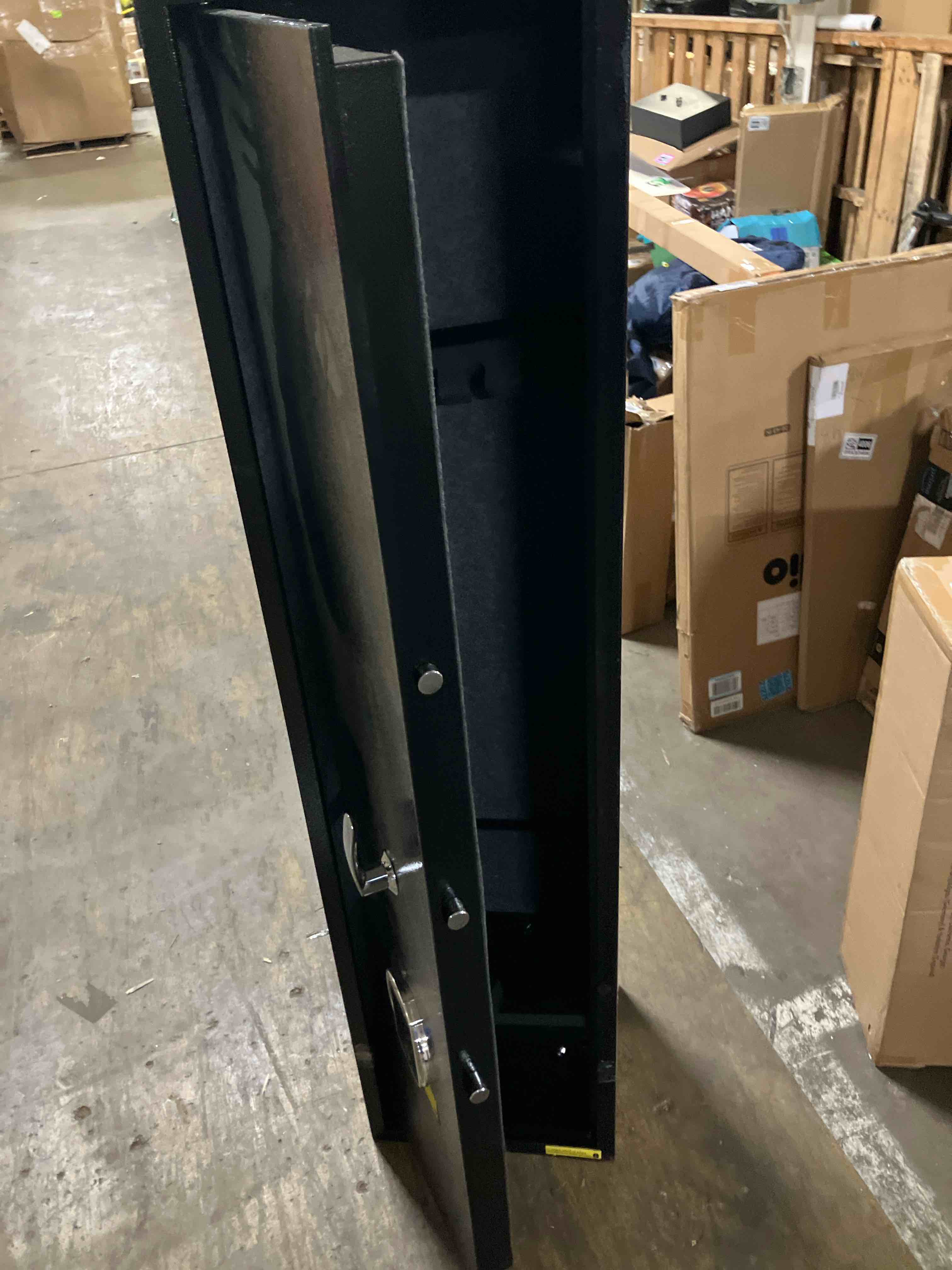 https://s3.amazonaws.com/lotting-images-prod/phillipi/GRA3634013_1754426329919.jpeg