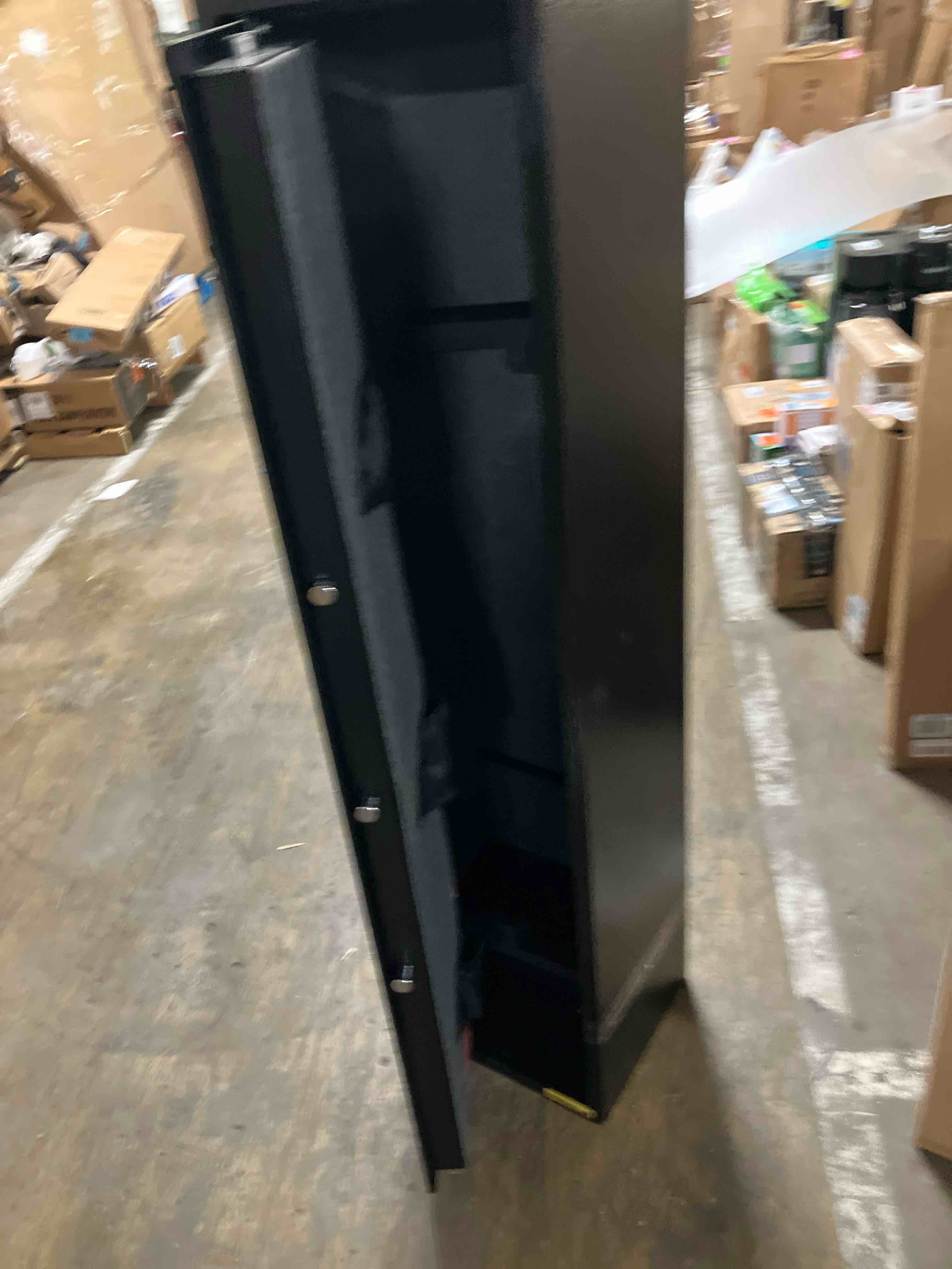 https://s3.amazonaws.com/lotting-images-prod/phillipi/GRA3634013_1754426331017.jpeg