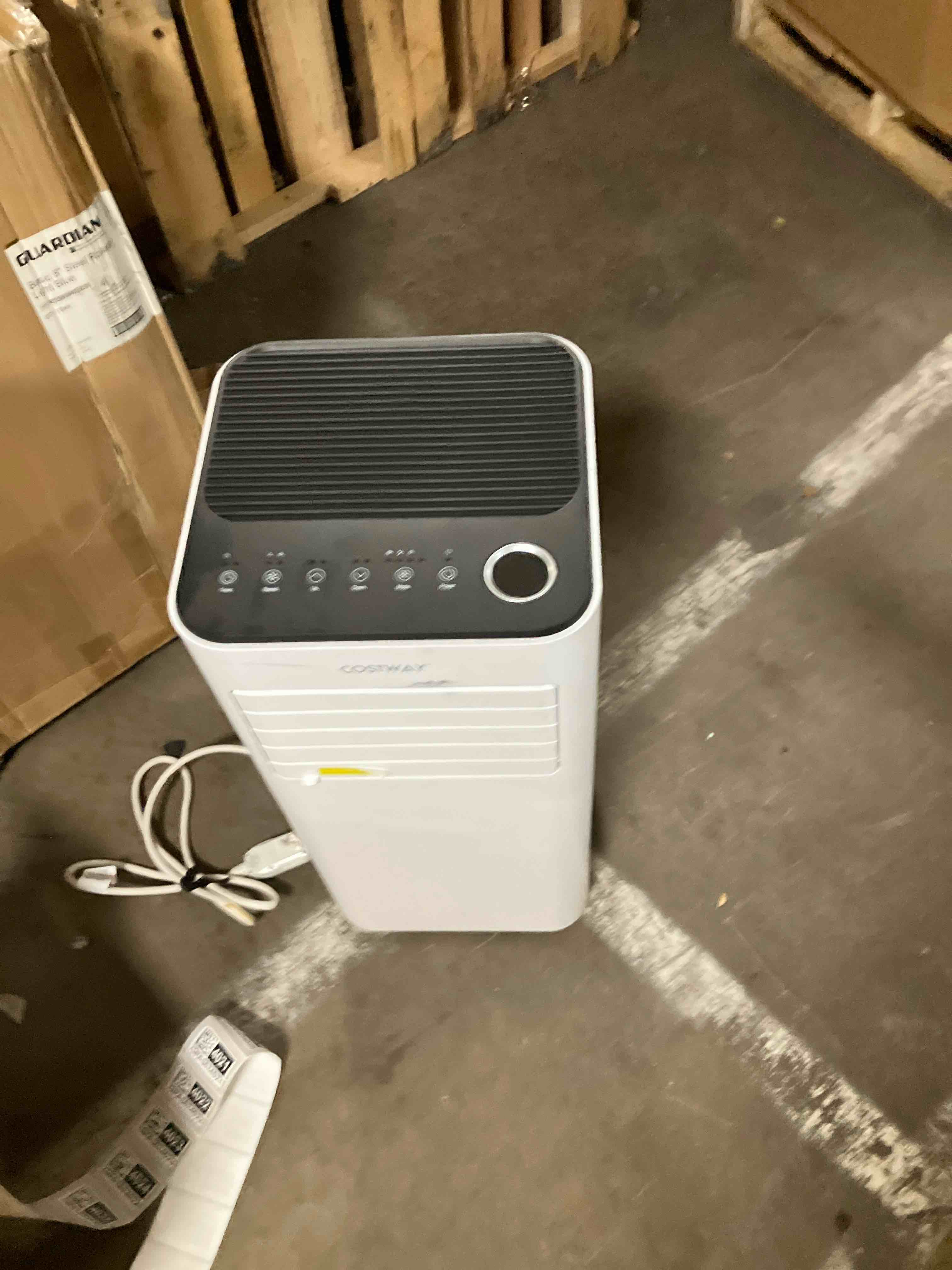 https://s3.amazonaws.com/lotting-images-prod/phillipi/GRA3634043_1754422910212.jpeg