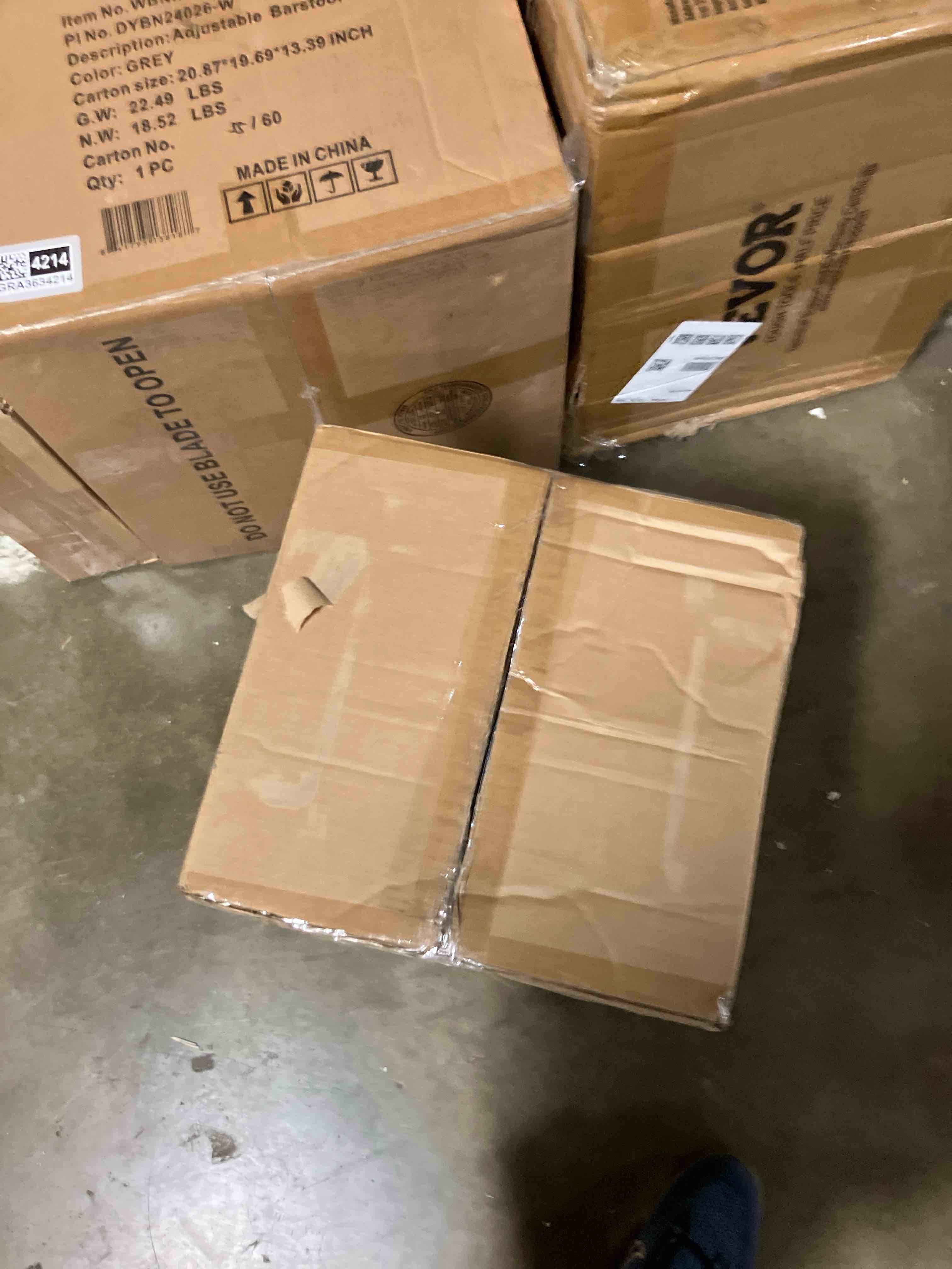 https://s3.amazonaws.com/lotting-images-prod/phillipi/GRA3634211_1754492774329.jpeg