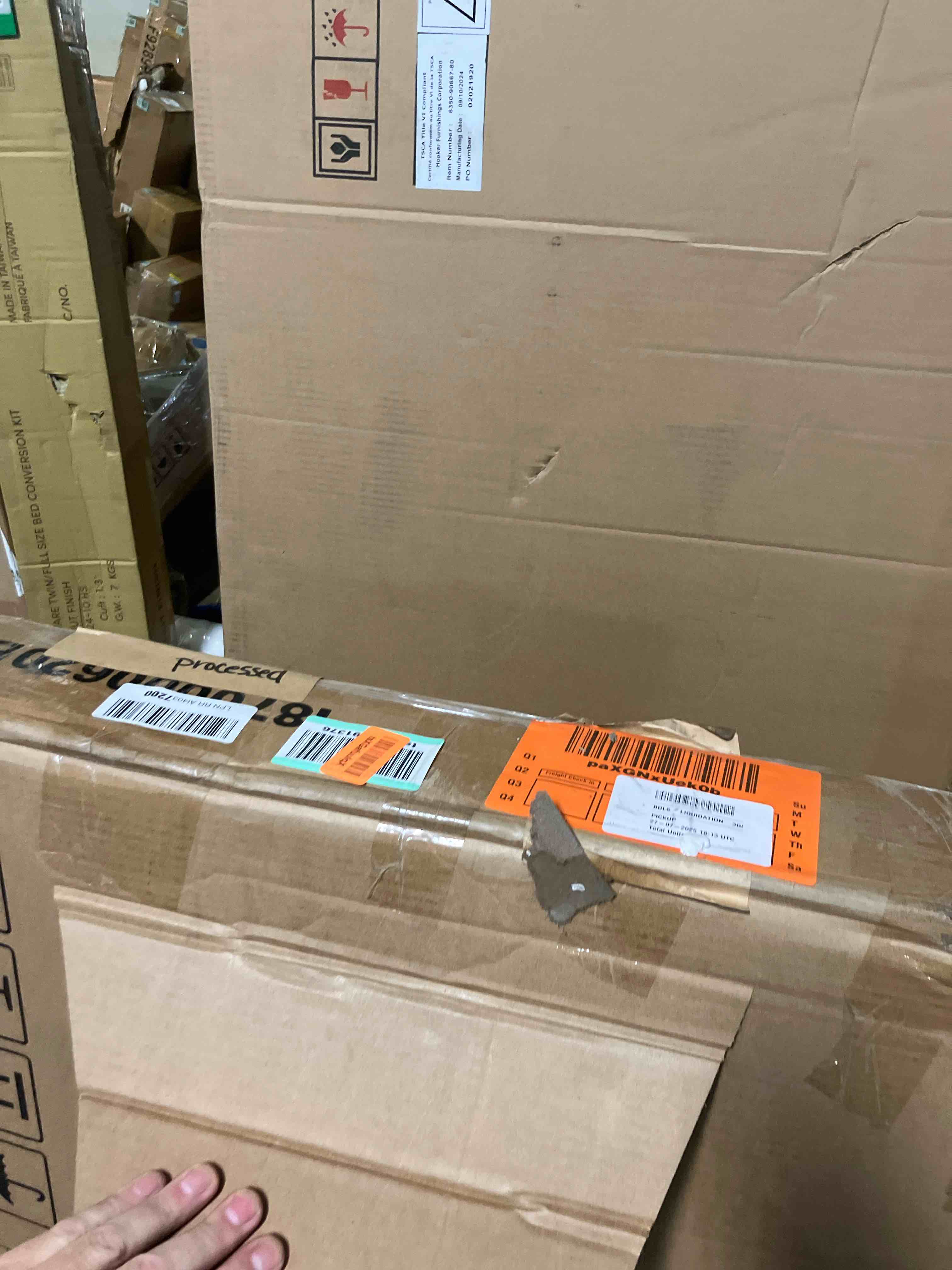 https://s3.amazonaws.com/lotting-images-prod/phillipi/GRA3634232_1754489416099.jpeg