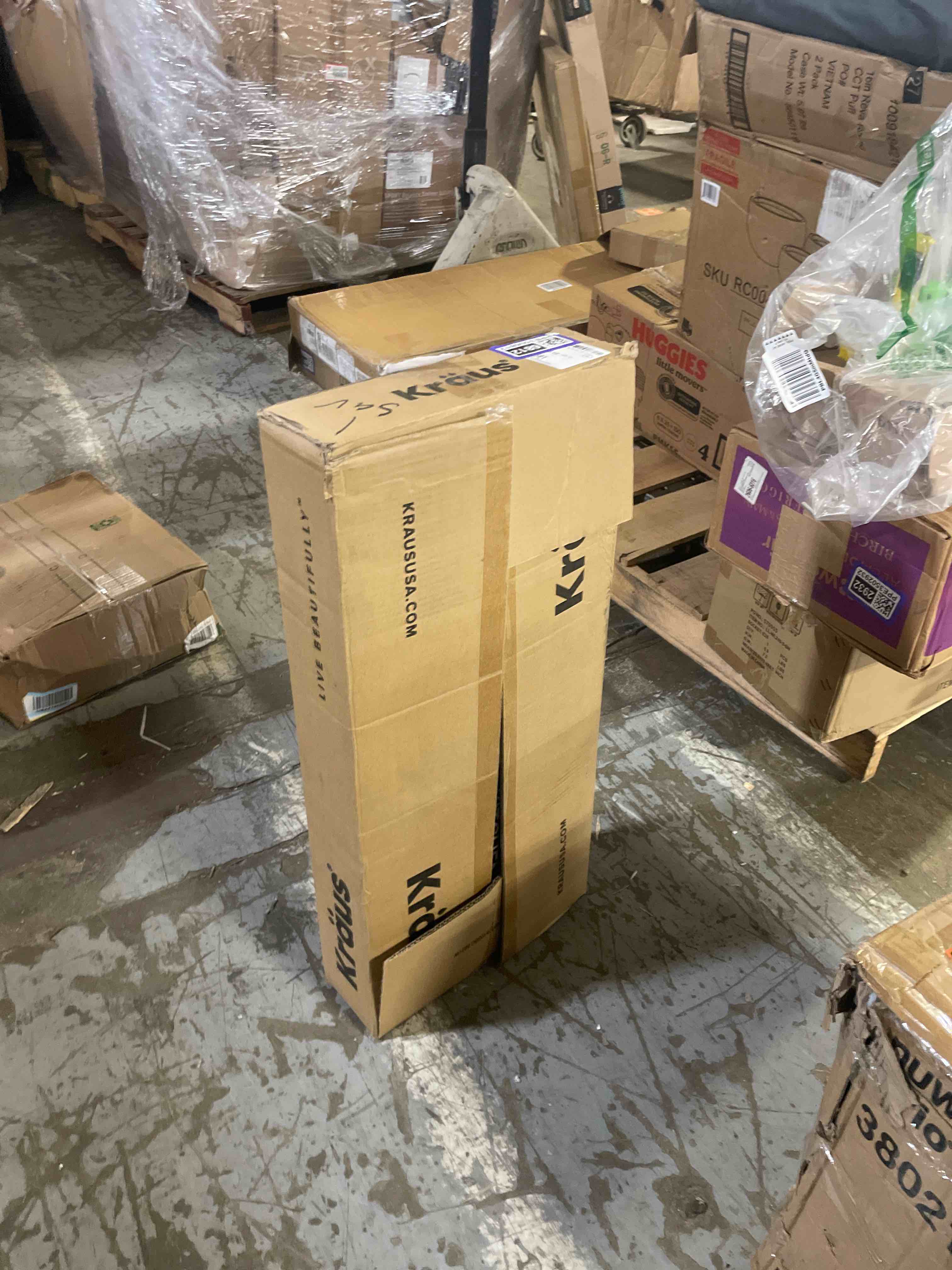 https://s3.amazonaws.com/lotting-images-prod/phillipi/GRA3634253_1757078954681.jpeg