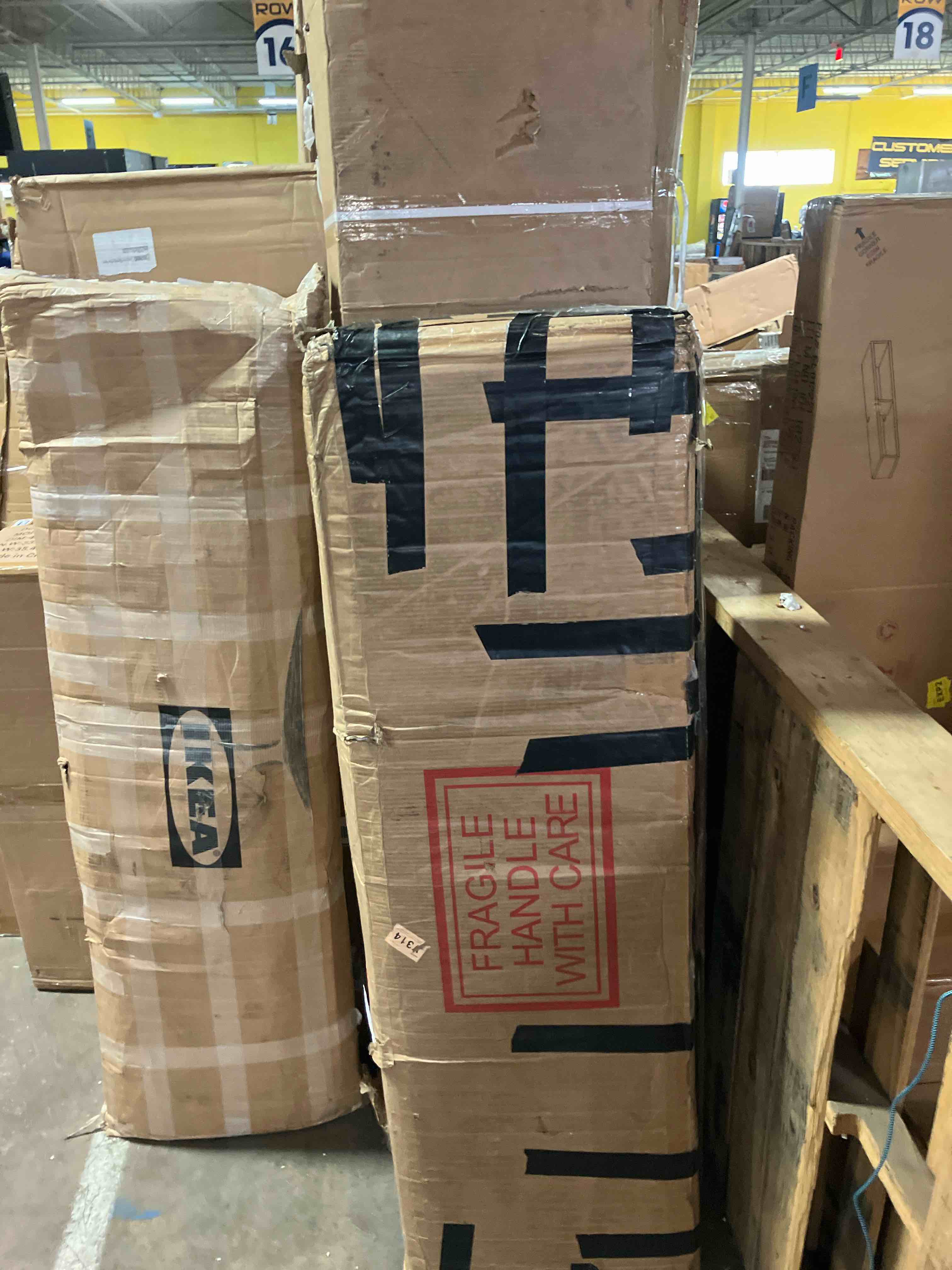 https://s3.amazonaws.com/lotting-images-prod/phillipi/GRA3634451_1757604245455.jpeg