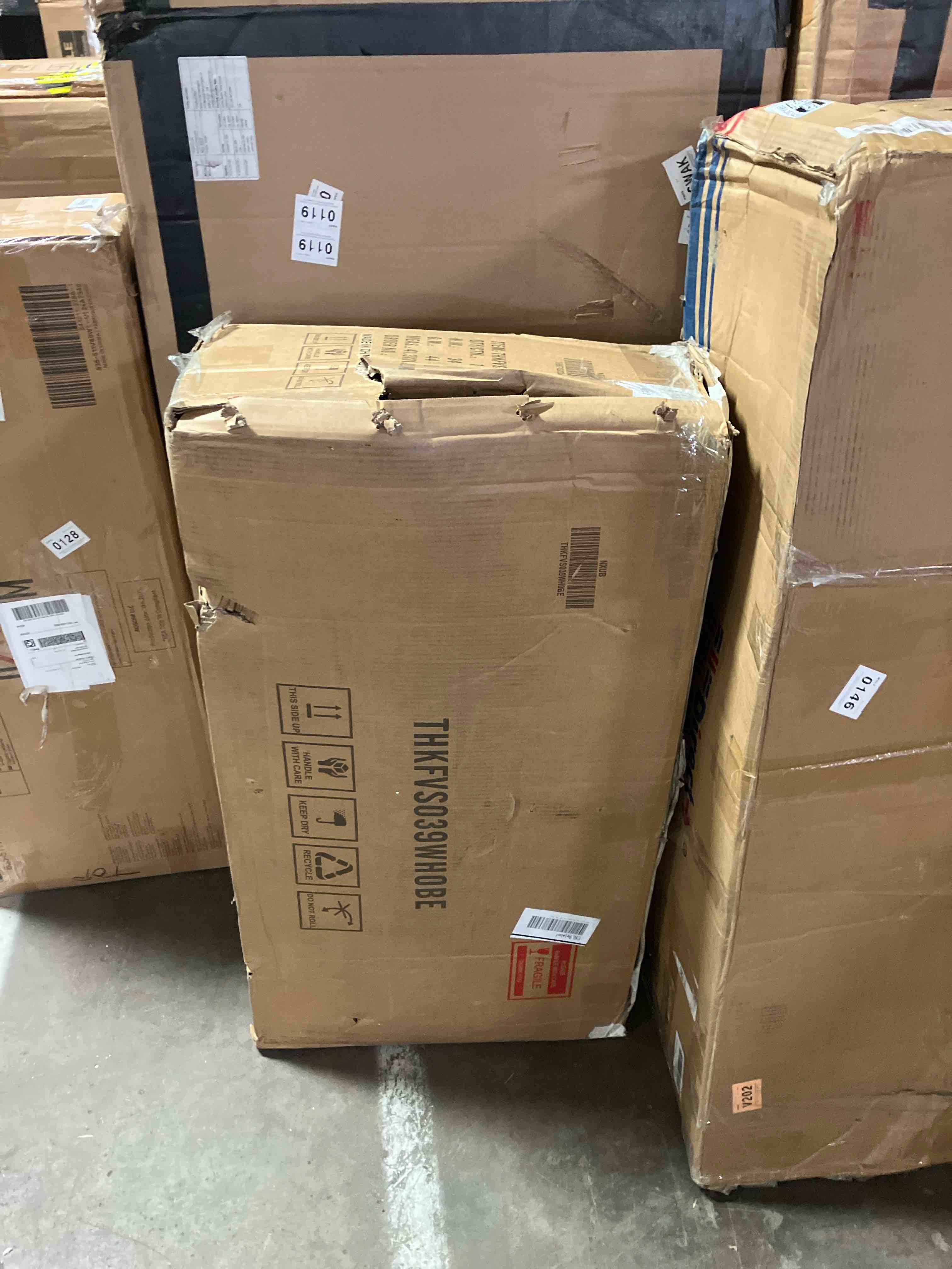https://s3.amazonaws.com/lotting-images-prod/phillipi/GRA3634457_1757605550672.jpeg