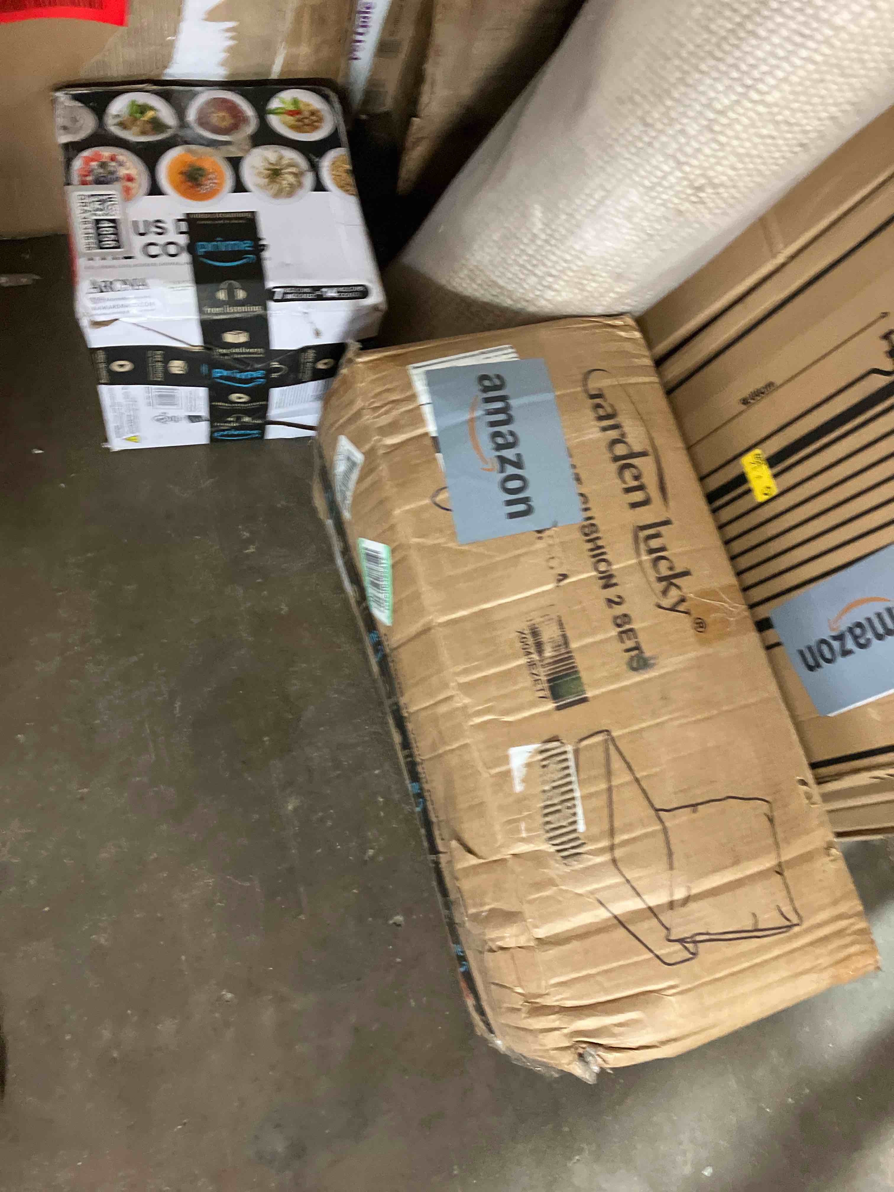 https://s3.amazonaws.com/lotting-images-prod/phillipi/GRA3634655_1757697873313.jpeg