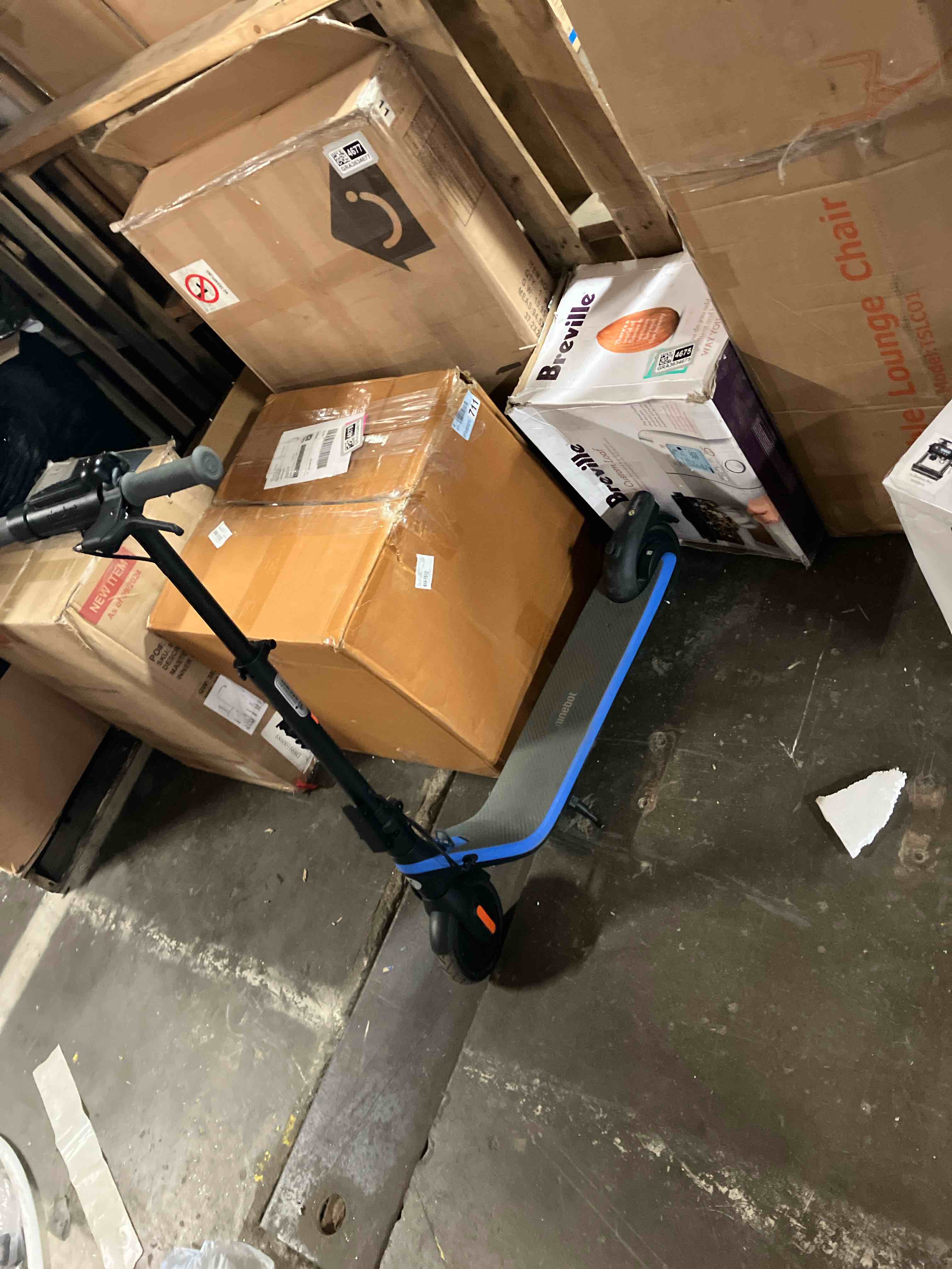 https://s3.amazonaws.com/lotting-images-prod/phillipi/GRA3634669_1757689667959.jpeg