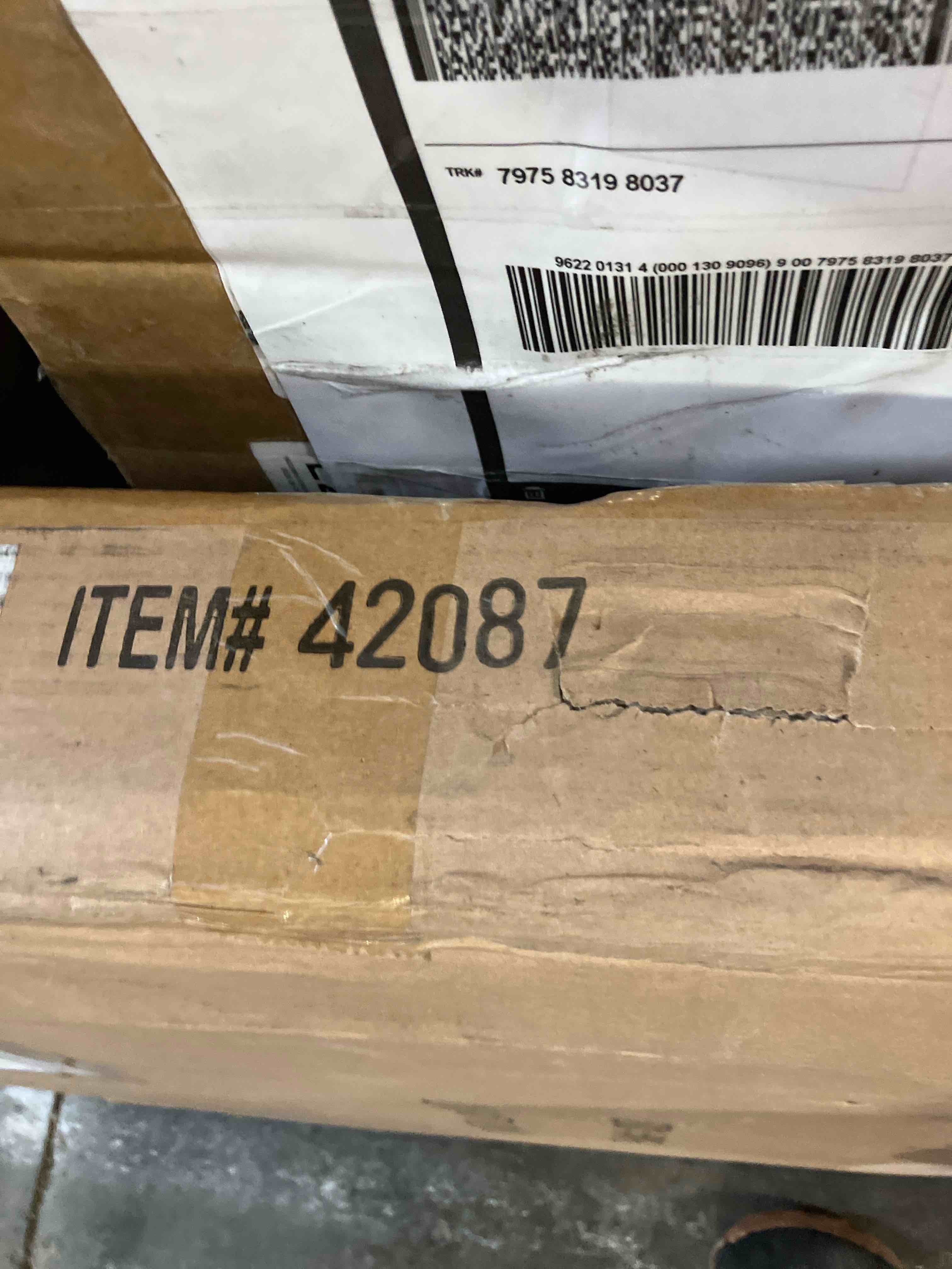 https://s3.amazonaws.com/lotting-images-prod/phillipi/GRA3634793_1758144913521.jpeg