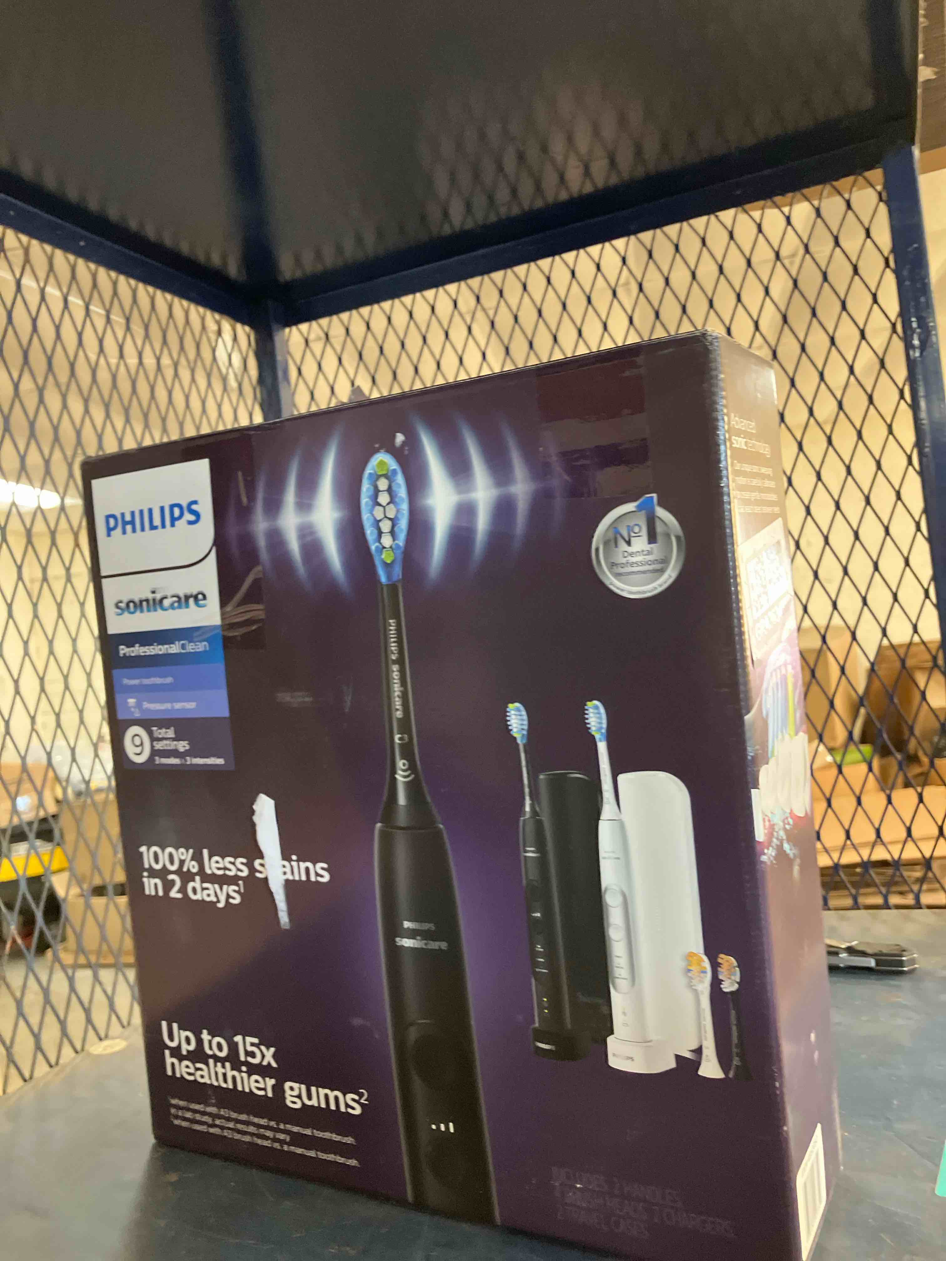 https://s3.amazonaws.com/lotting-images-prod/phillipi/GRA3634884_1758289430911.jpeg