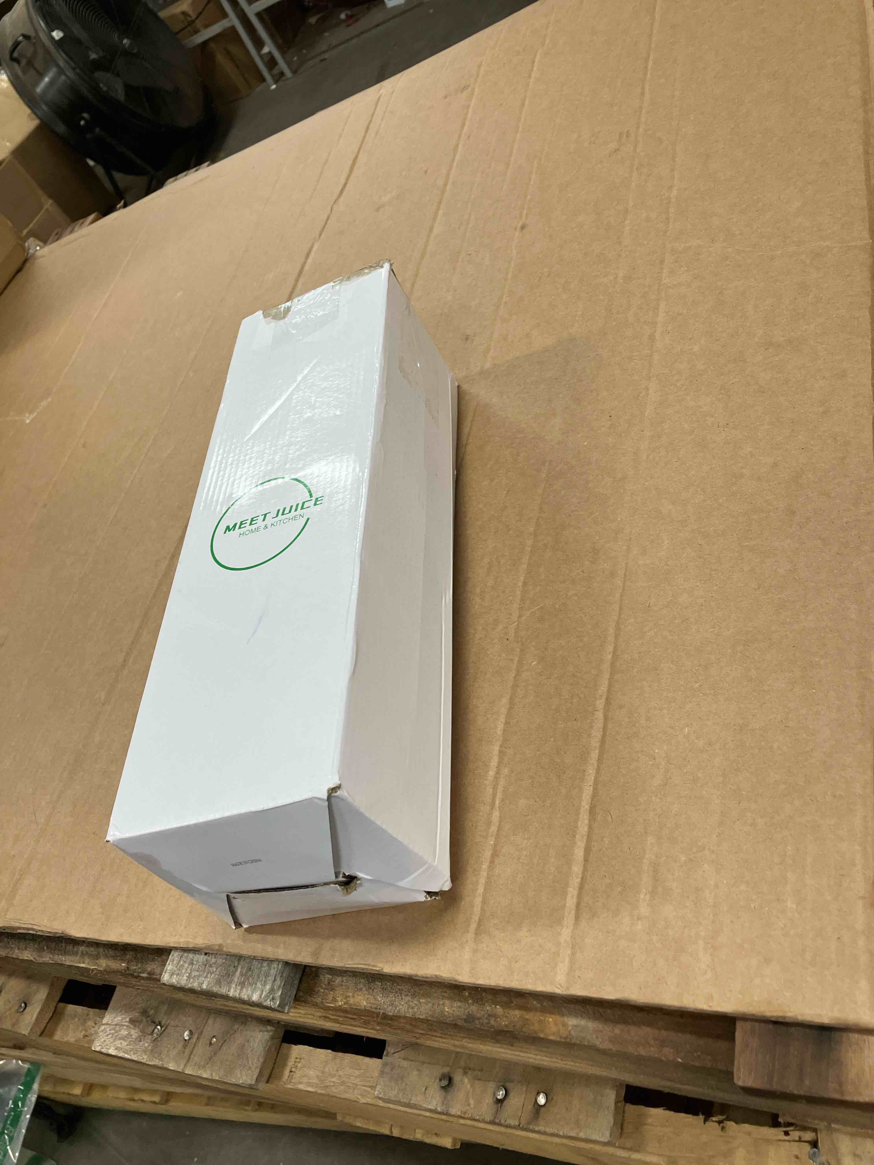 https://s3.amazonaws.com/lotting-images-prod/phillipi/GRA3634978_1758307732279.jpeg
