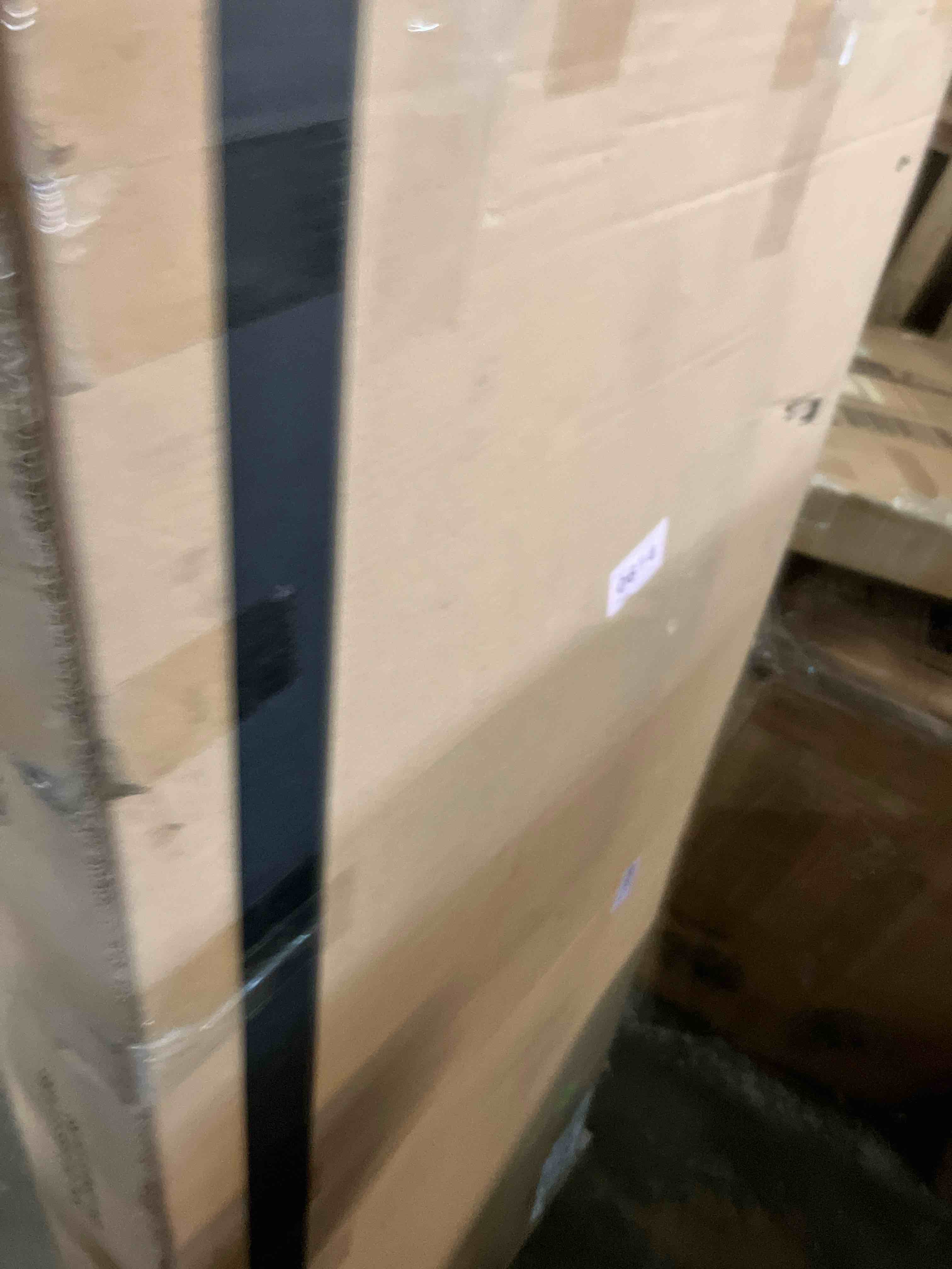 https://s3.amazonaws.com/lotting-images-prod/phillipi/GRA3635070_1759239424196.jpeg