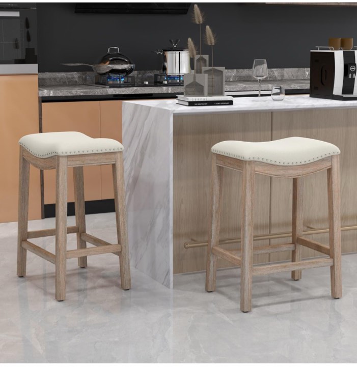 Castelnaud 27" Bar Stool