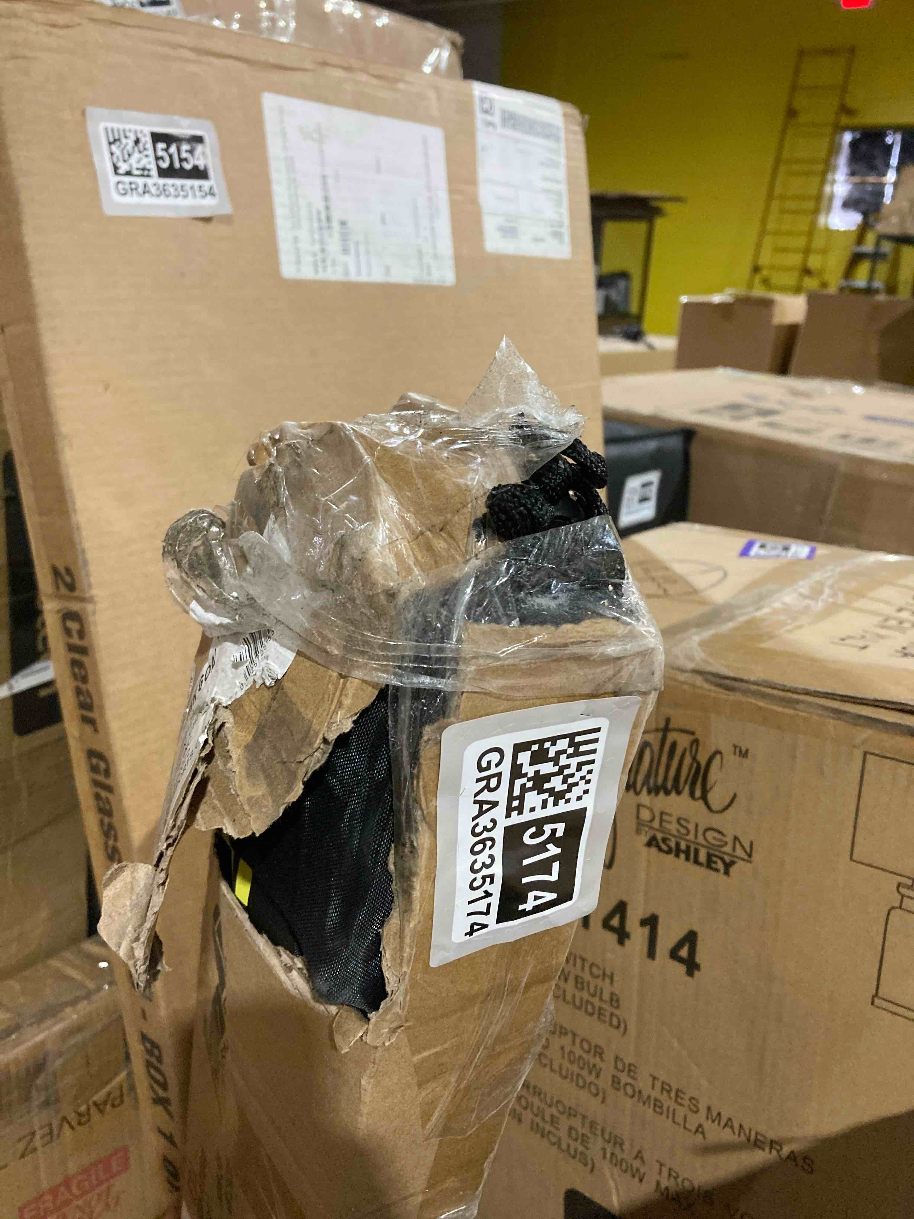 https://s3.amazonaws.com/lotting-images-prod/phillipi/GRA3635174_1758556454620.jpeg