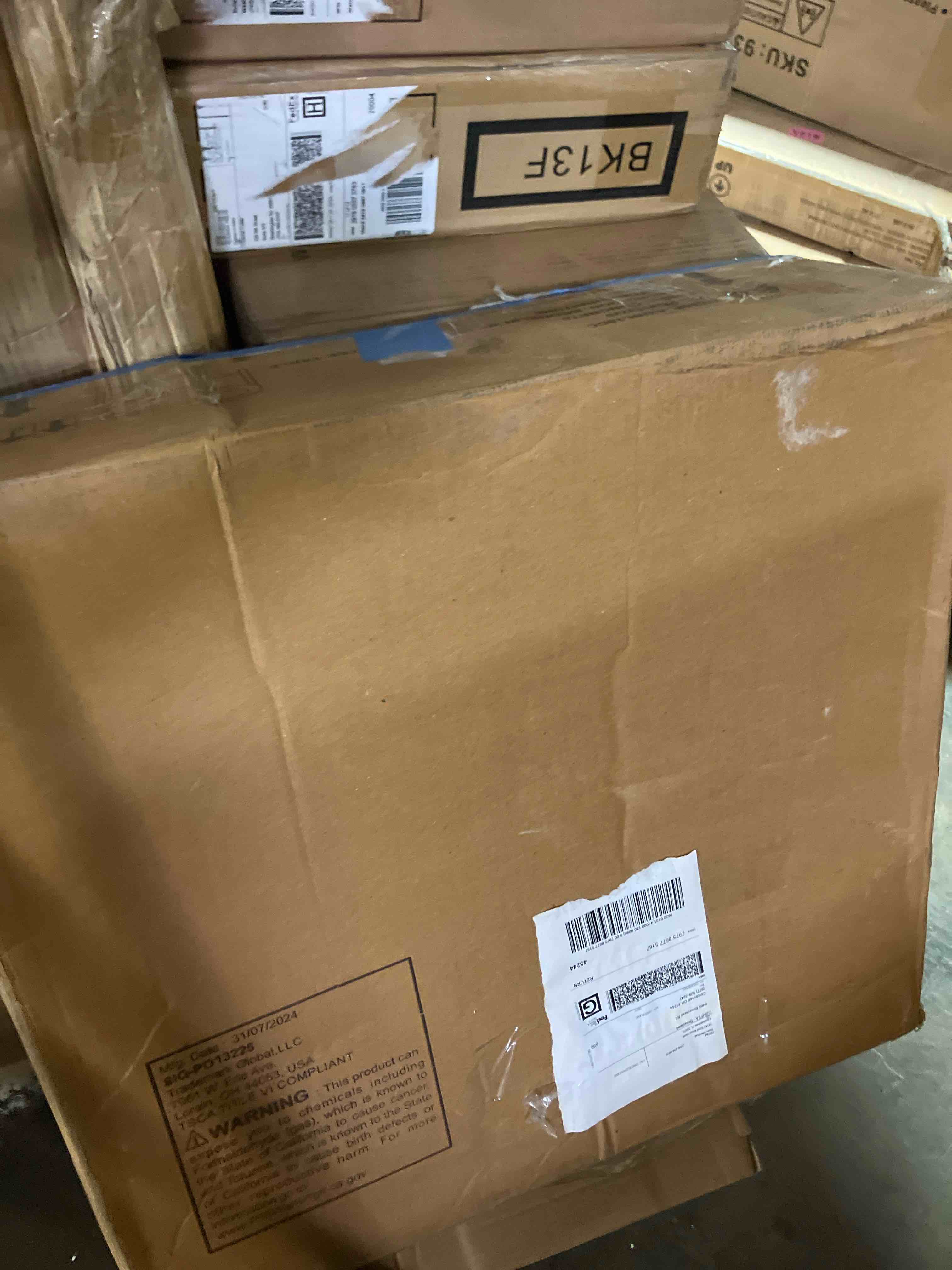 https://s3.amazonaws.com/lotting-images-prod/phillipi/GRA3635516_1758640779487.jpeg