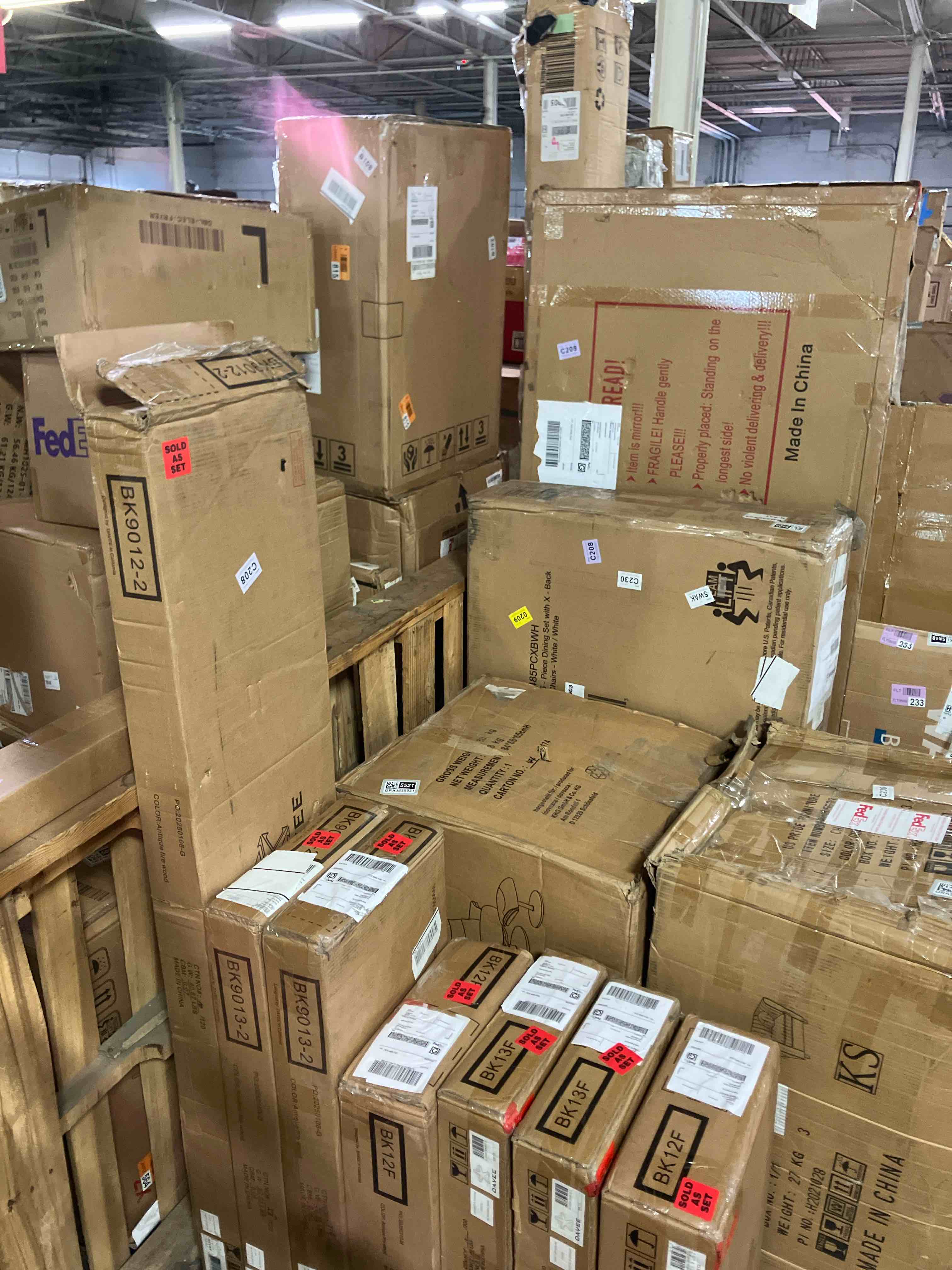 https://s3.amazonaws.com/lotting-images-prod/phillipi/GRA3635524_1758646149875.jpeg