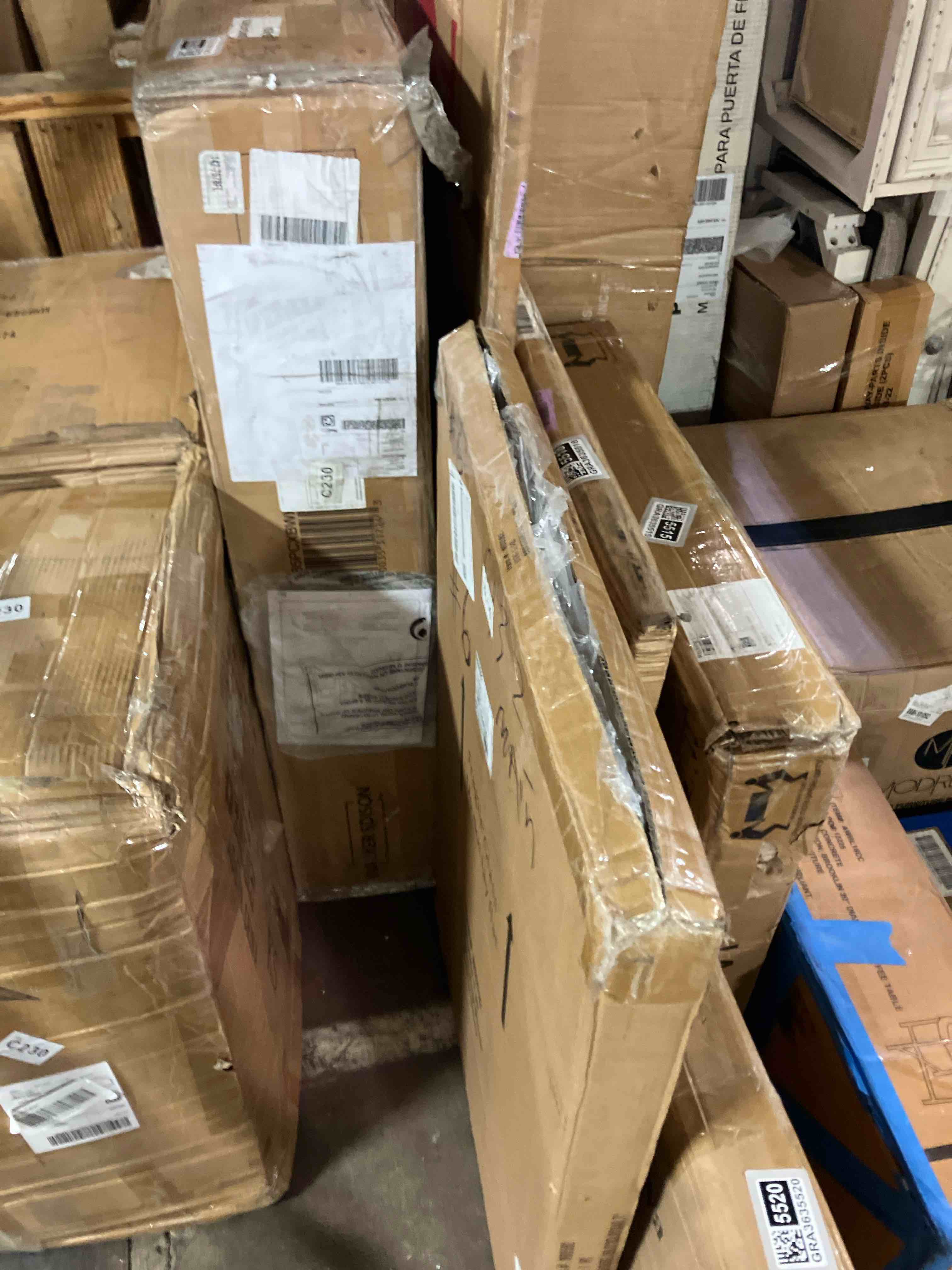 https://s3.amazonaws.com/lotting-images-prod/phillipi/GRA3635528_1758647382409.jpeg